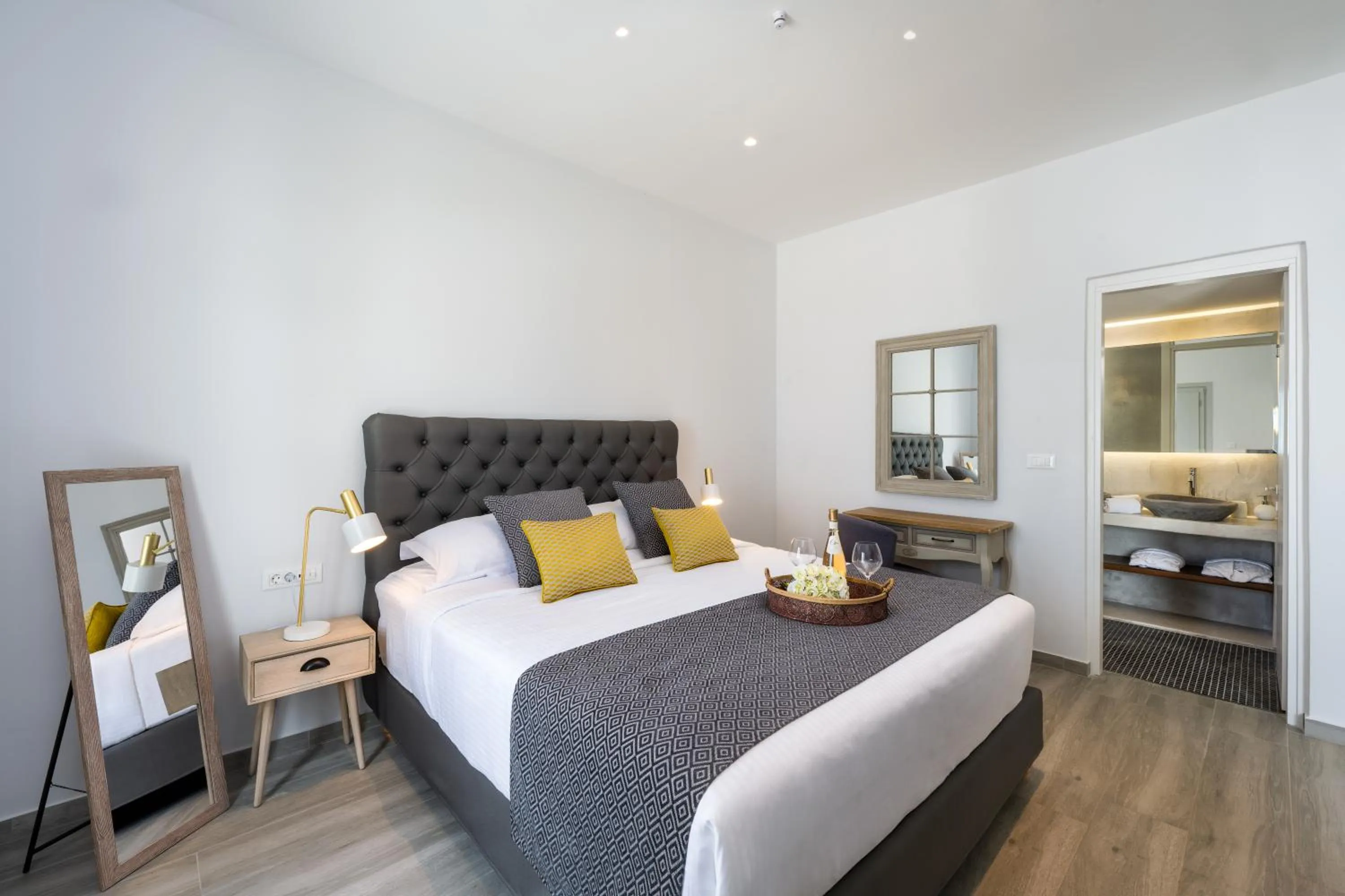 Bedroom, Bed in Siete Mares Luxury Suites