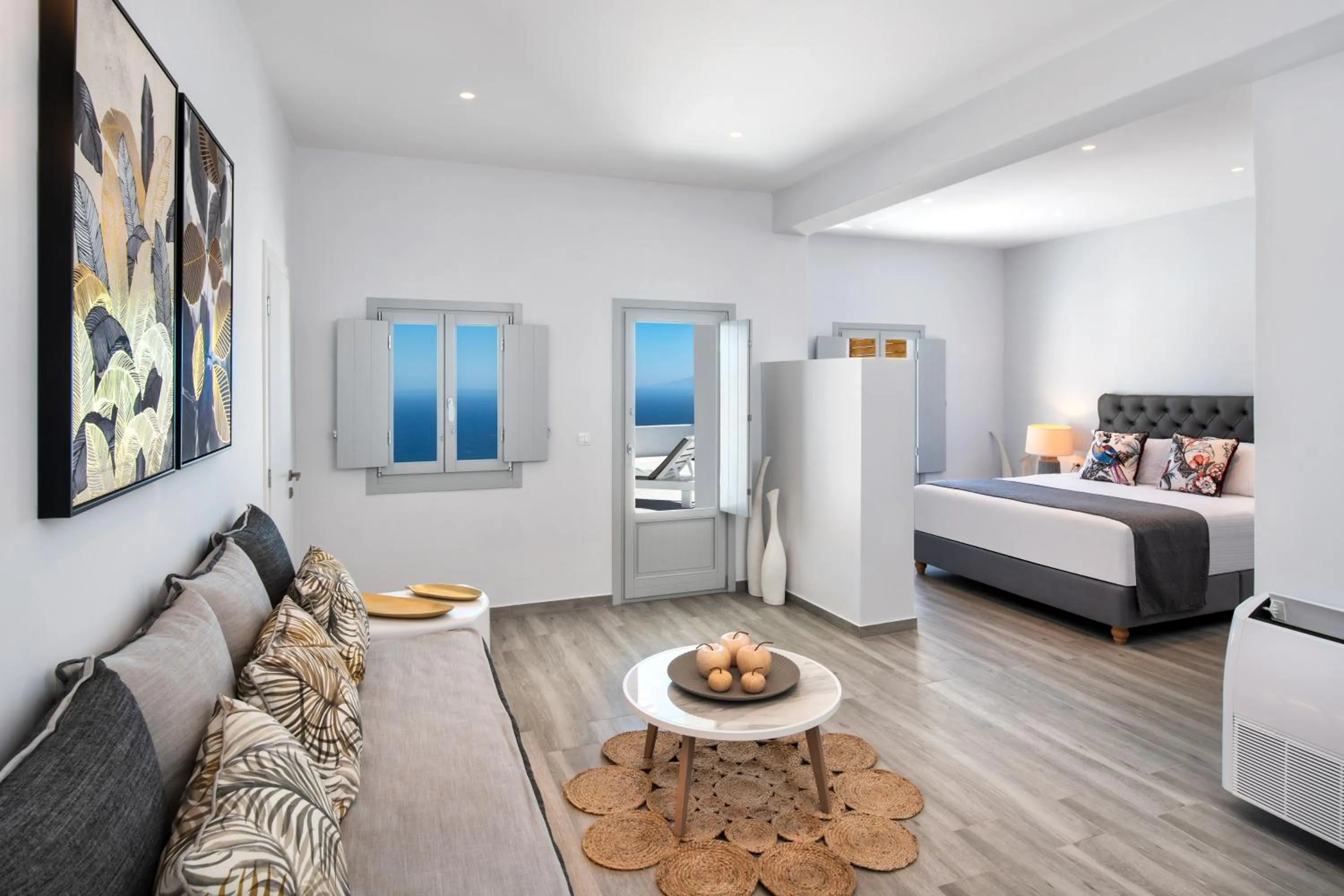 Bed in Siete Mares Luxury Suites