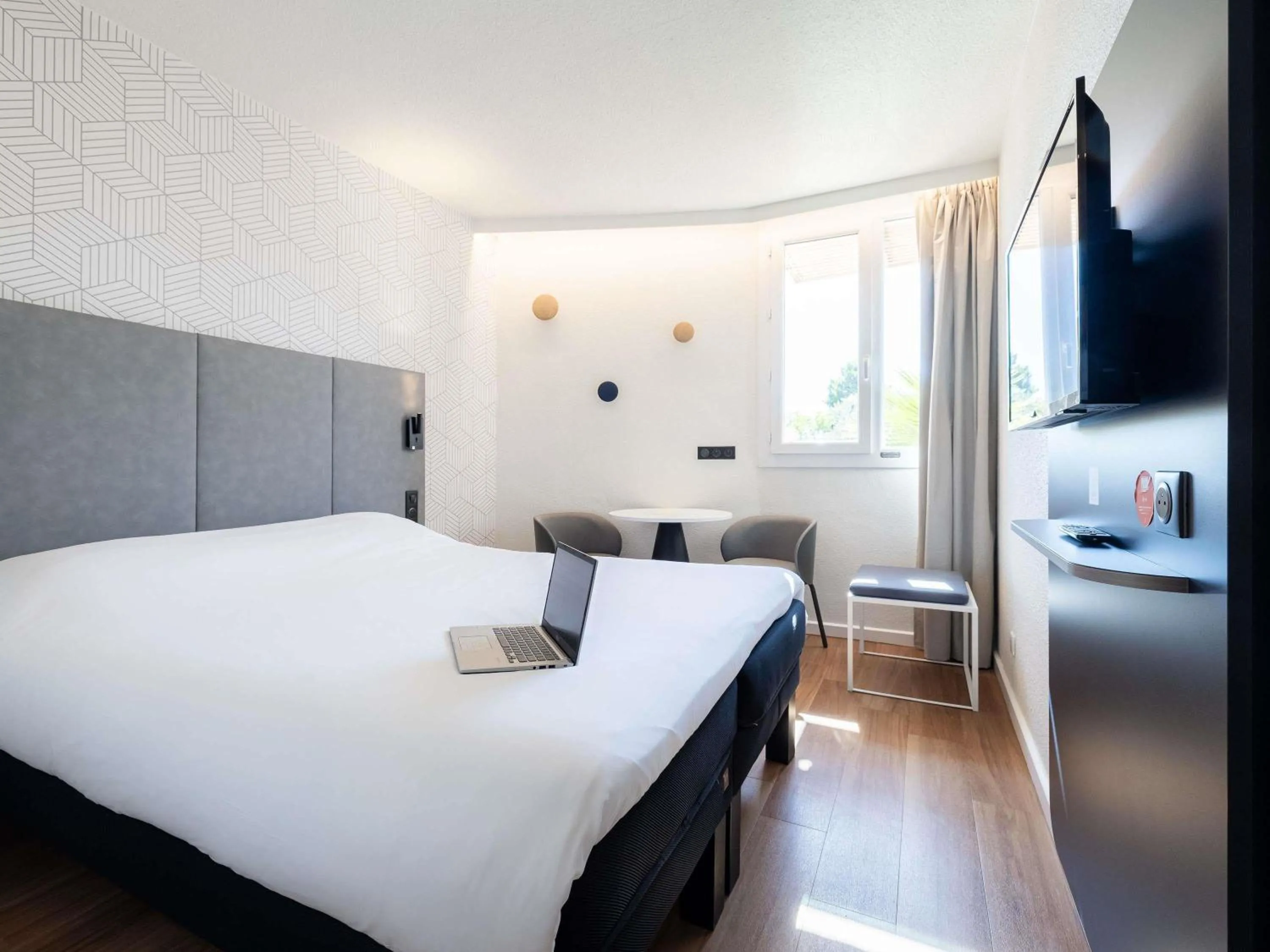 Bedroom, Bed in ibis Beziers Est Mediterranee A9/A75