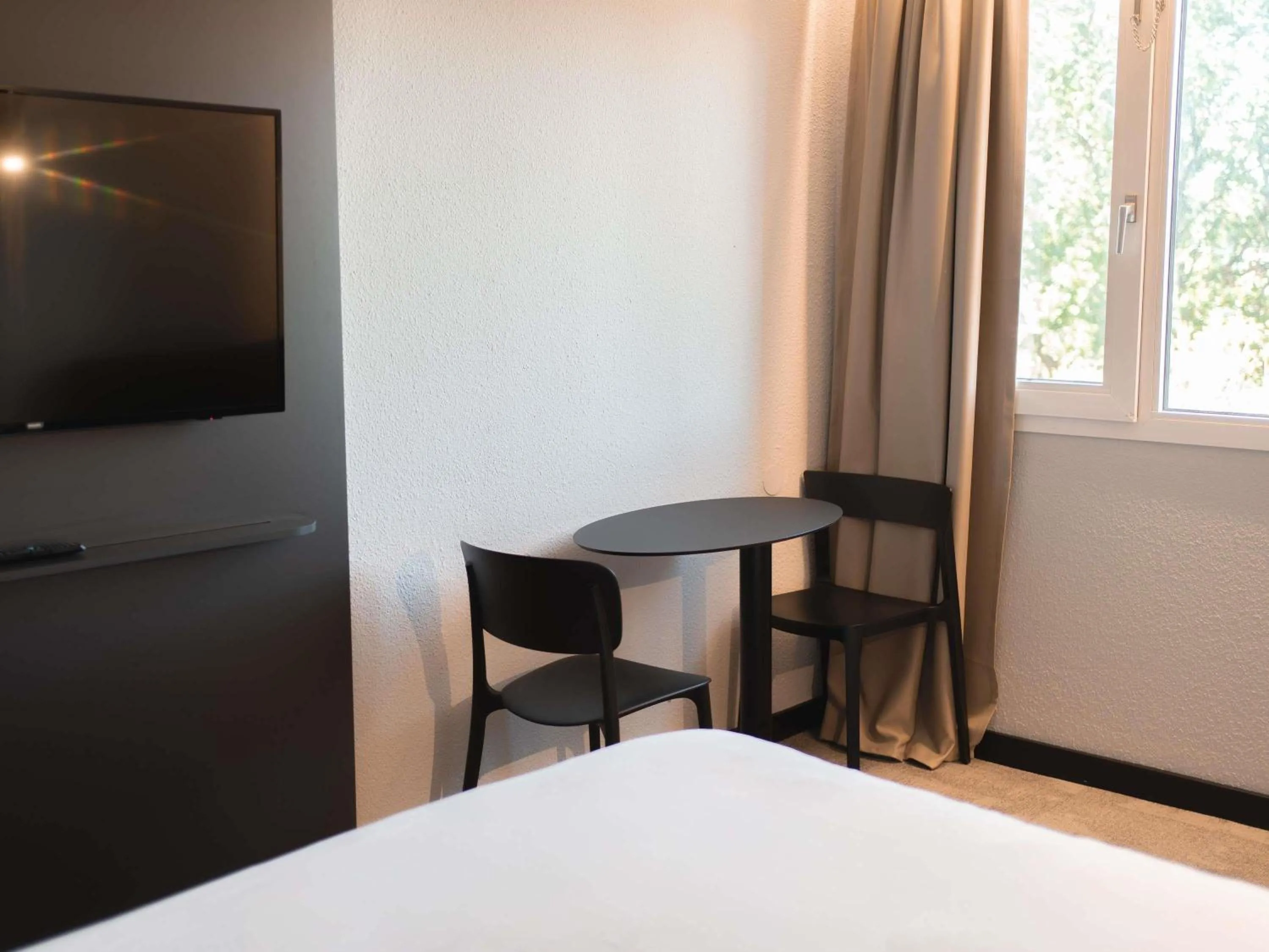 Bedroom, Bed in ibis Beziers Est Mediterranee A9/A75