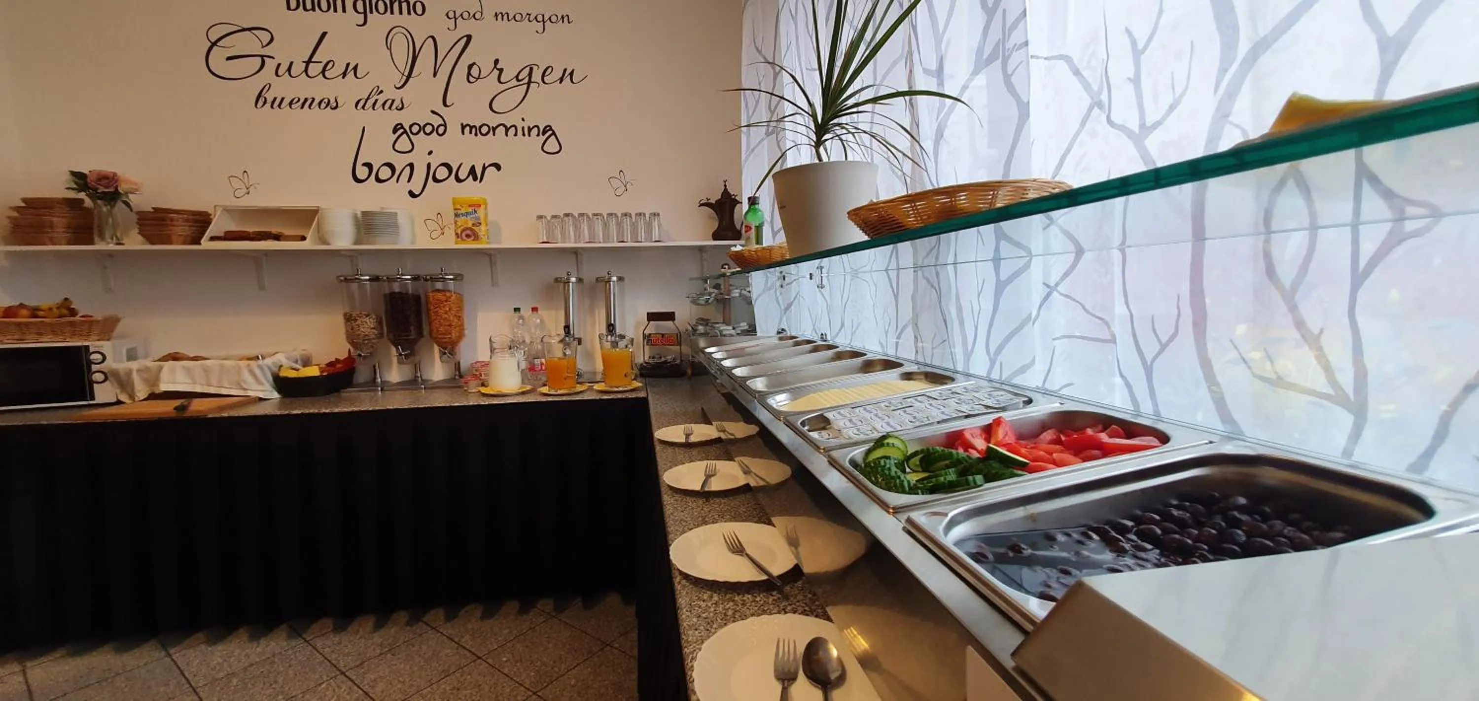 Breakfast in Hotel Zentrum