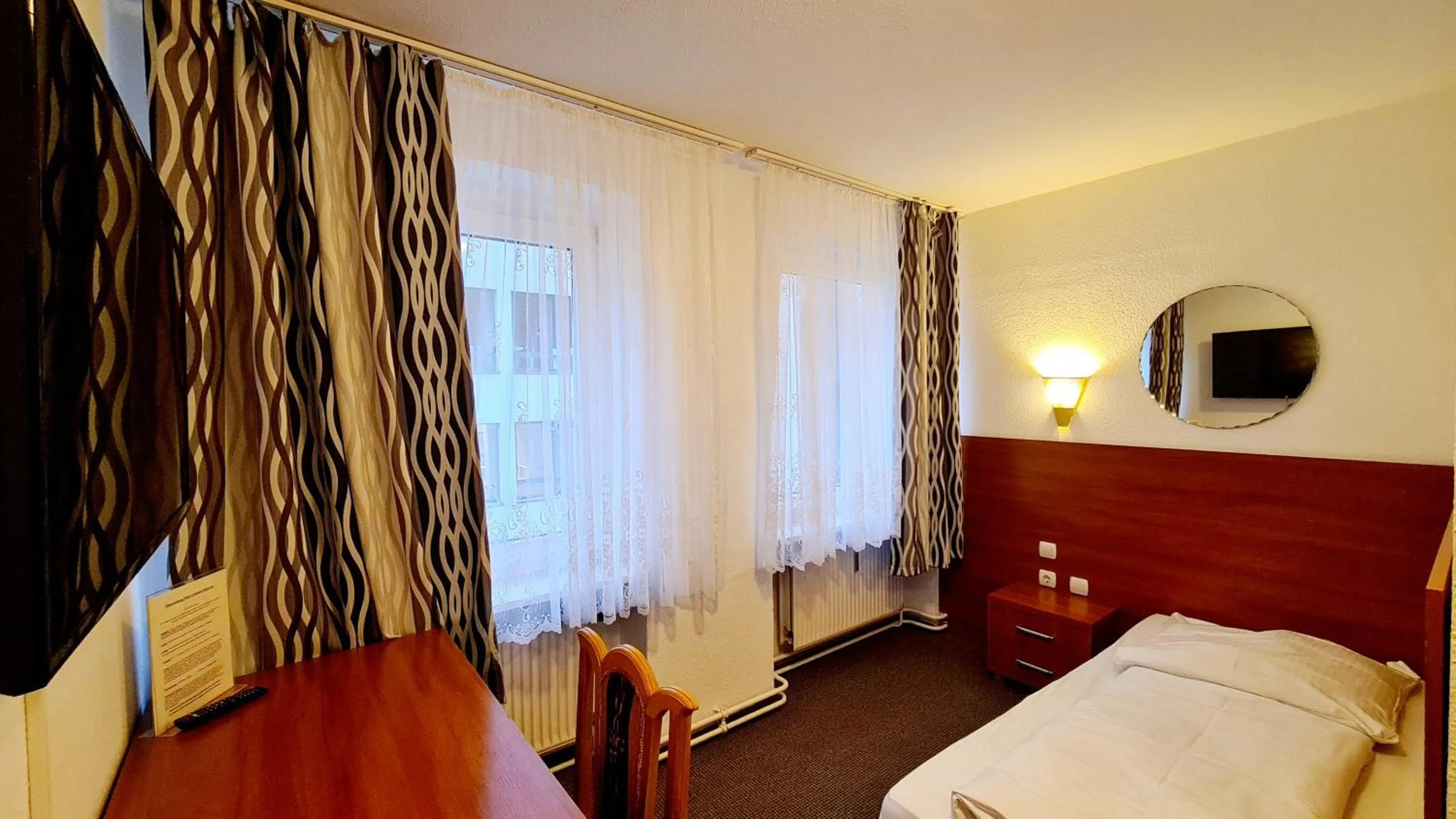 Bed in Hotel Zentrum