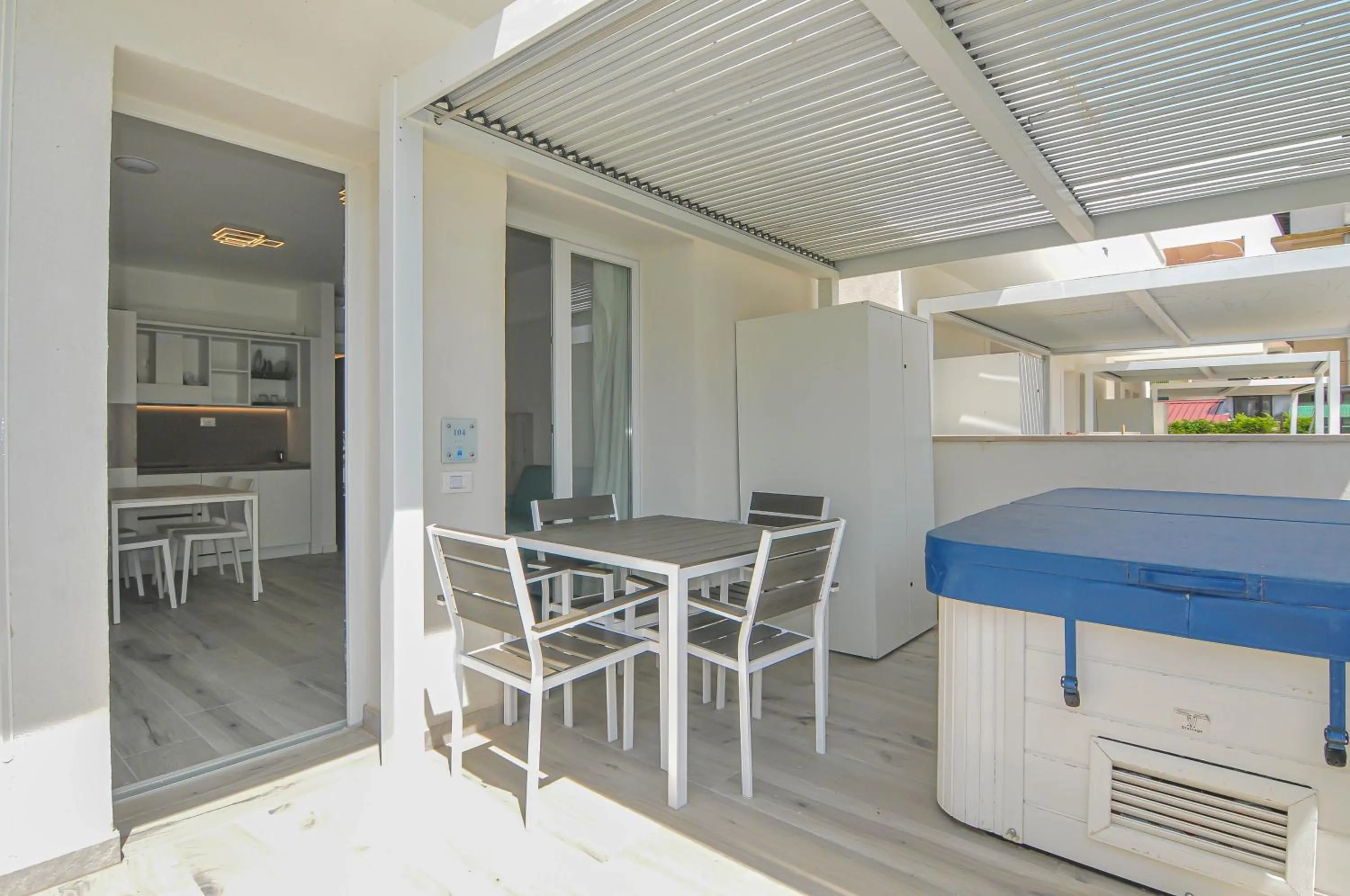 Patio in Marina Suites & Apartments 4 stelle S