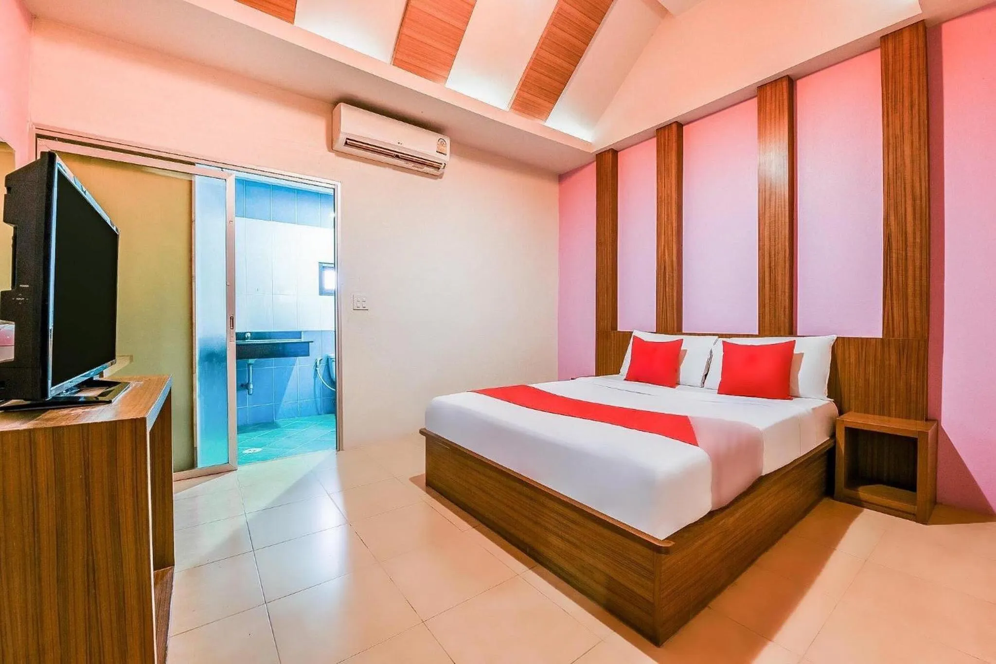 Bed in Suan Palm Garden View