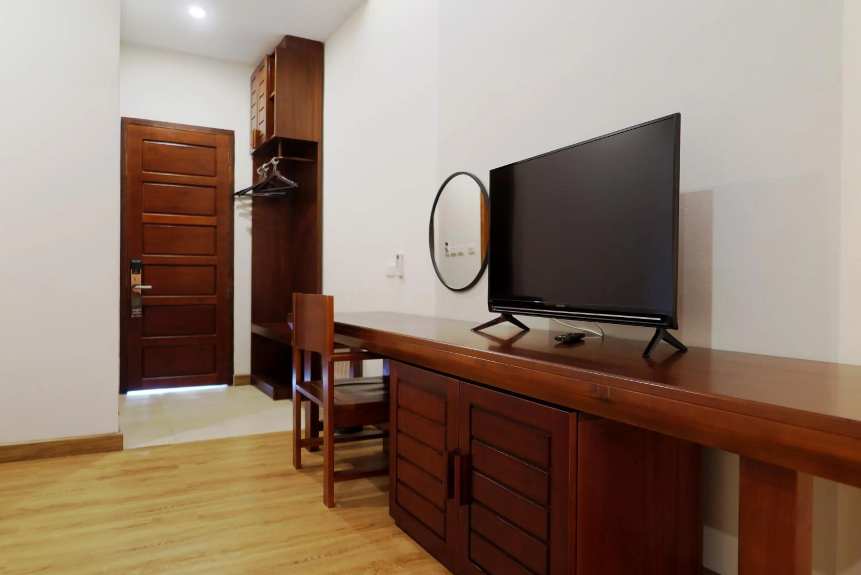 TV and multimedia in Sabaidee Valley