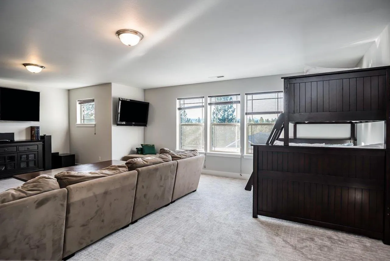 Bed in Flagline Trail