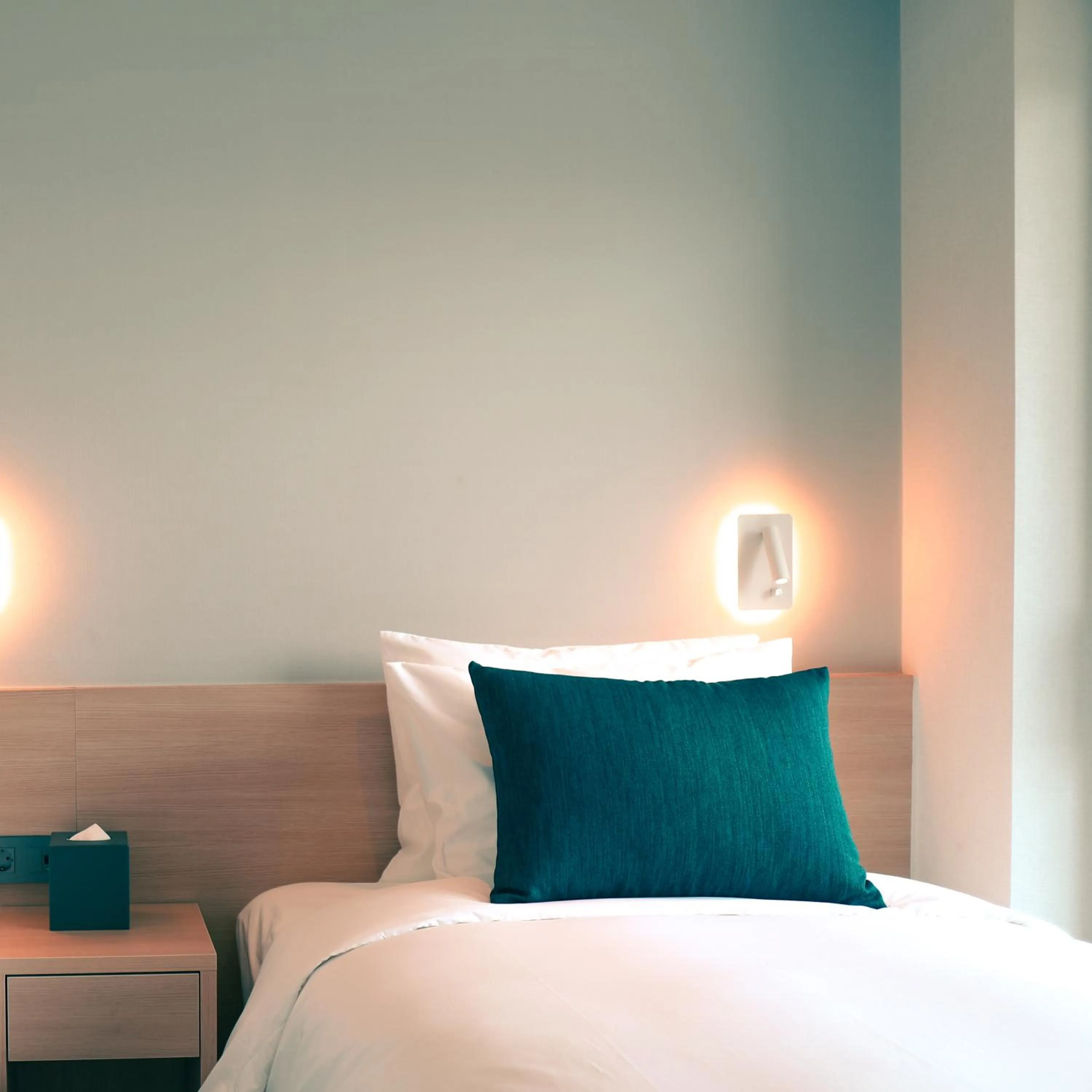 Bed in Connect Busan Hotel & Residence