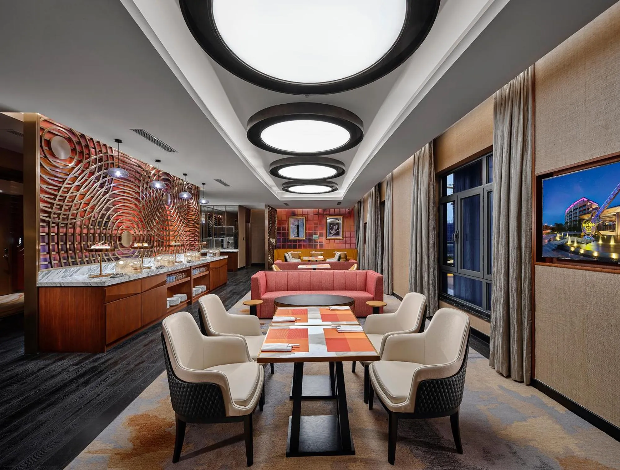 Restaurant/places to eat in Hard Rock Hotel Dalian