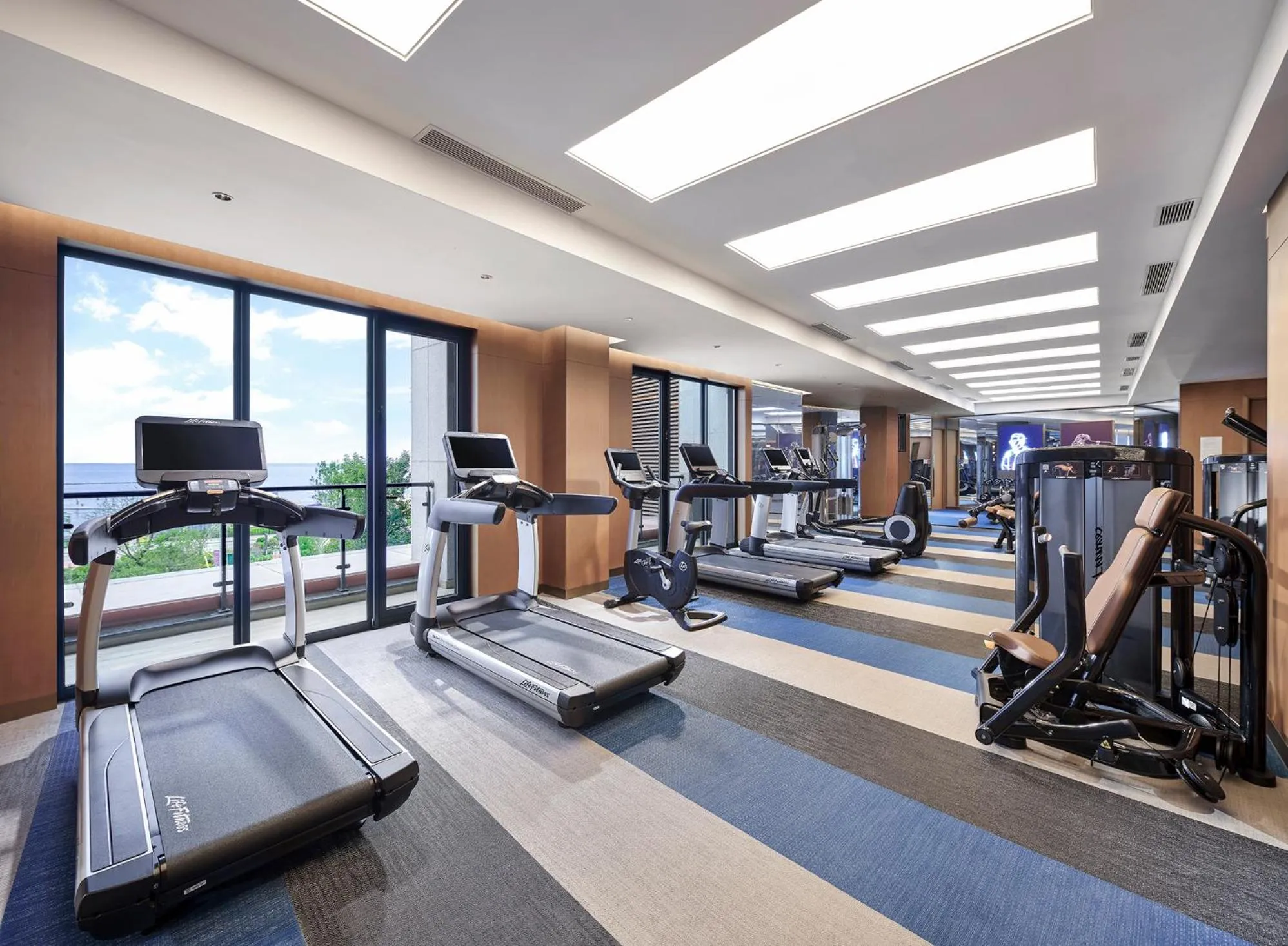 Fitness centre/facilities in Hard Rock Hotel Dalian