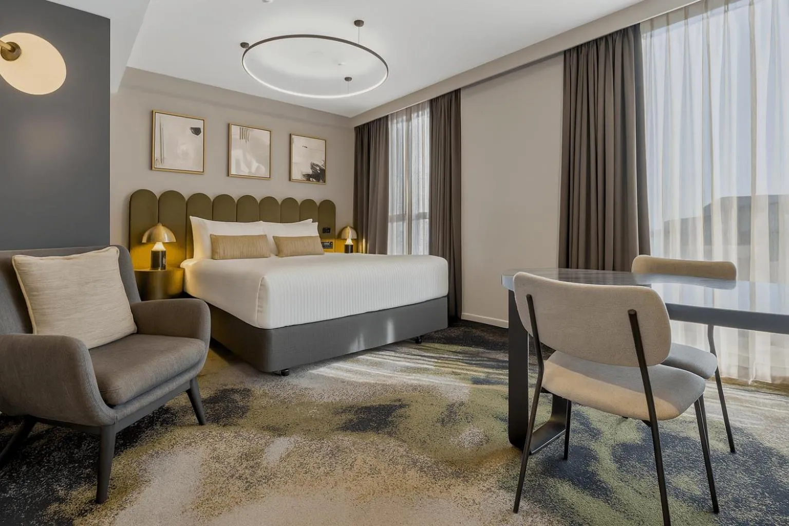 Bedroom, Bed in Melbourne City Apartment Hotel