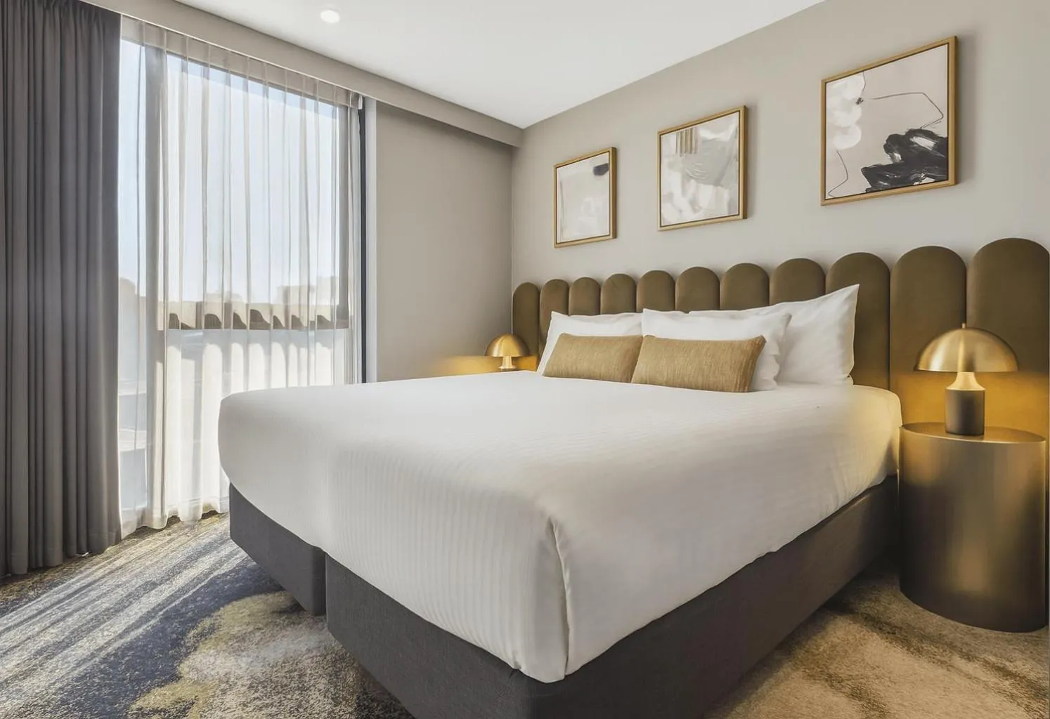 Bedroom, Bed in Melbourne City Apartment Hotel