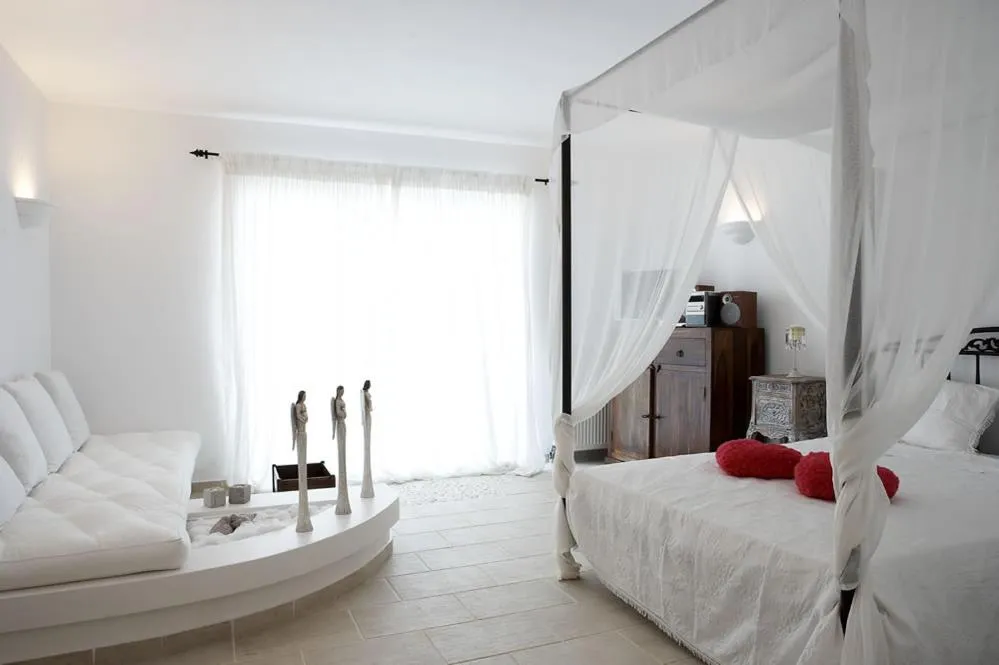 Bedroom in Castello Di Vista with Pool and Starlink Wifi