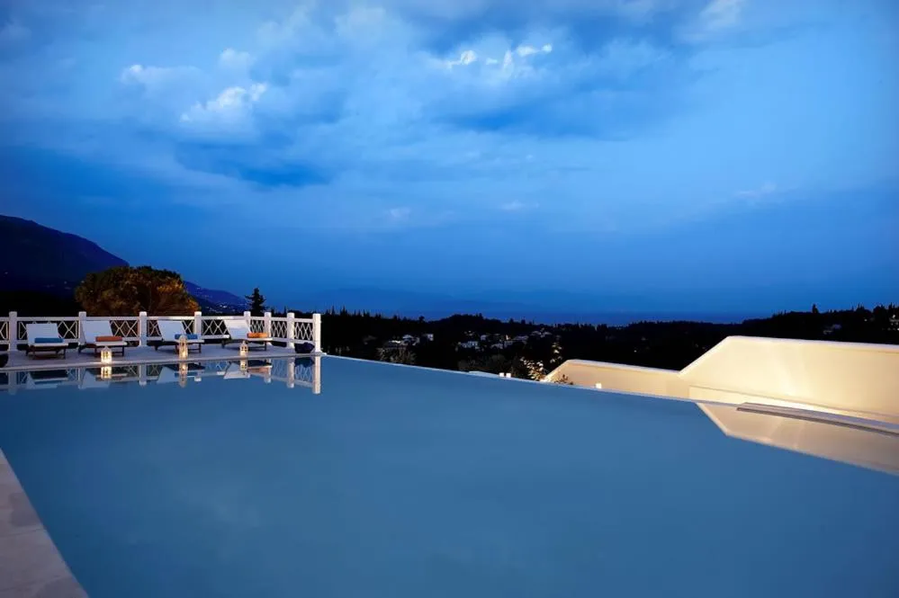 Natural landscape in Castello Di Vista with Pool and Starlink Wifi
