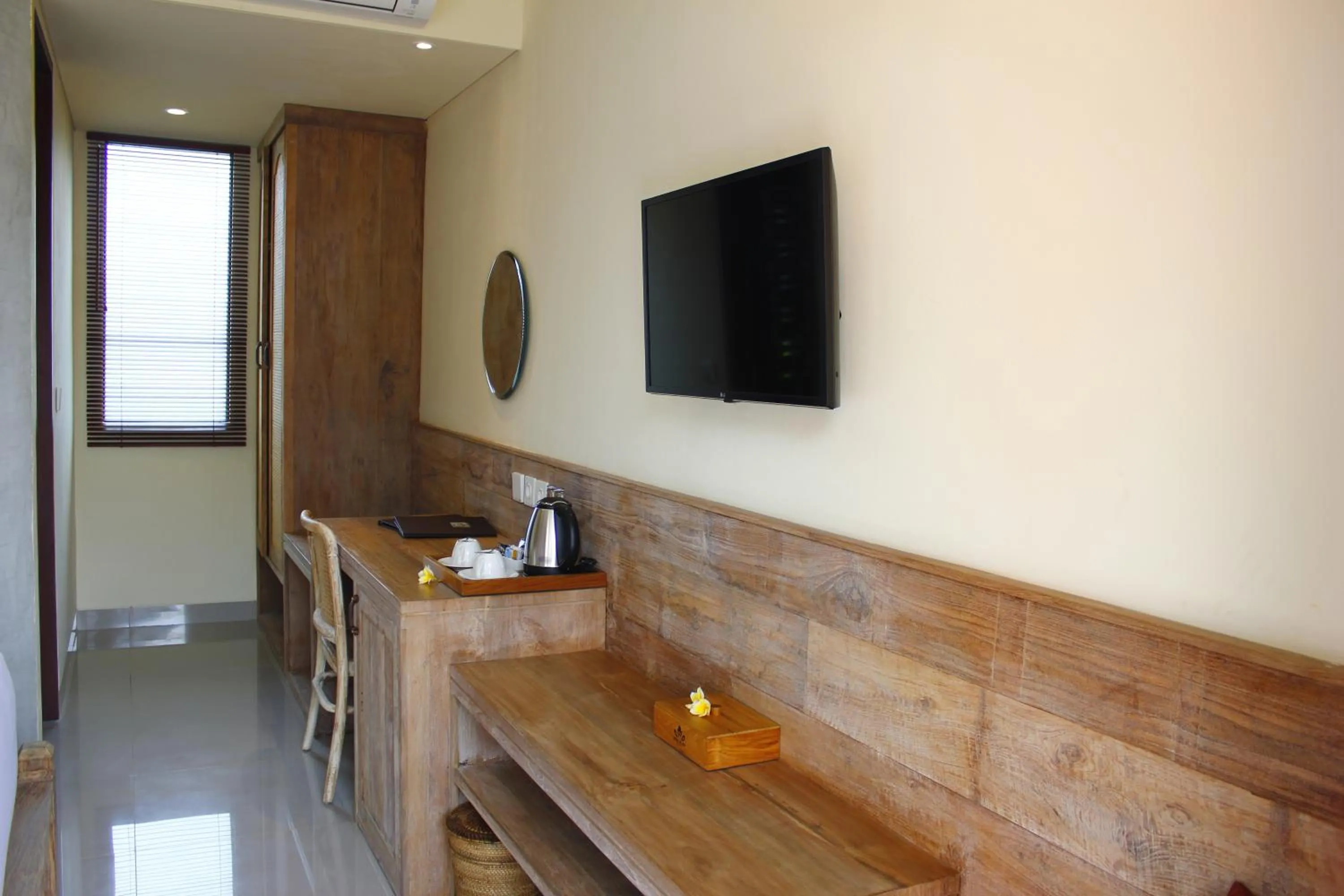 TV and multimedia in Merak Village by Prasi