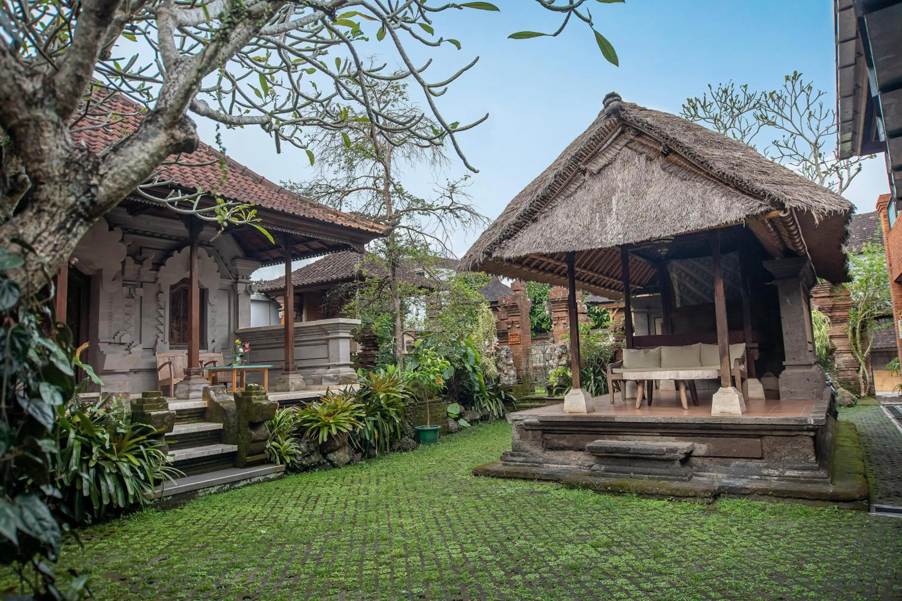 Area and facilities in Merak Village by Prasi