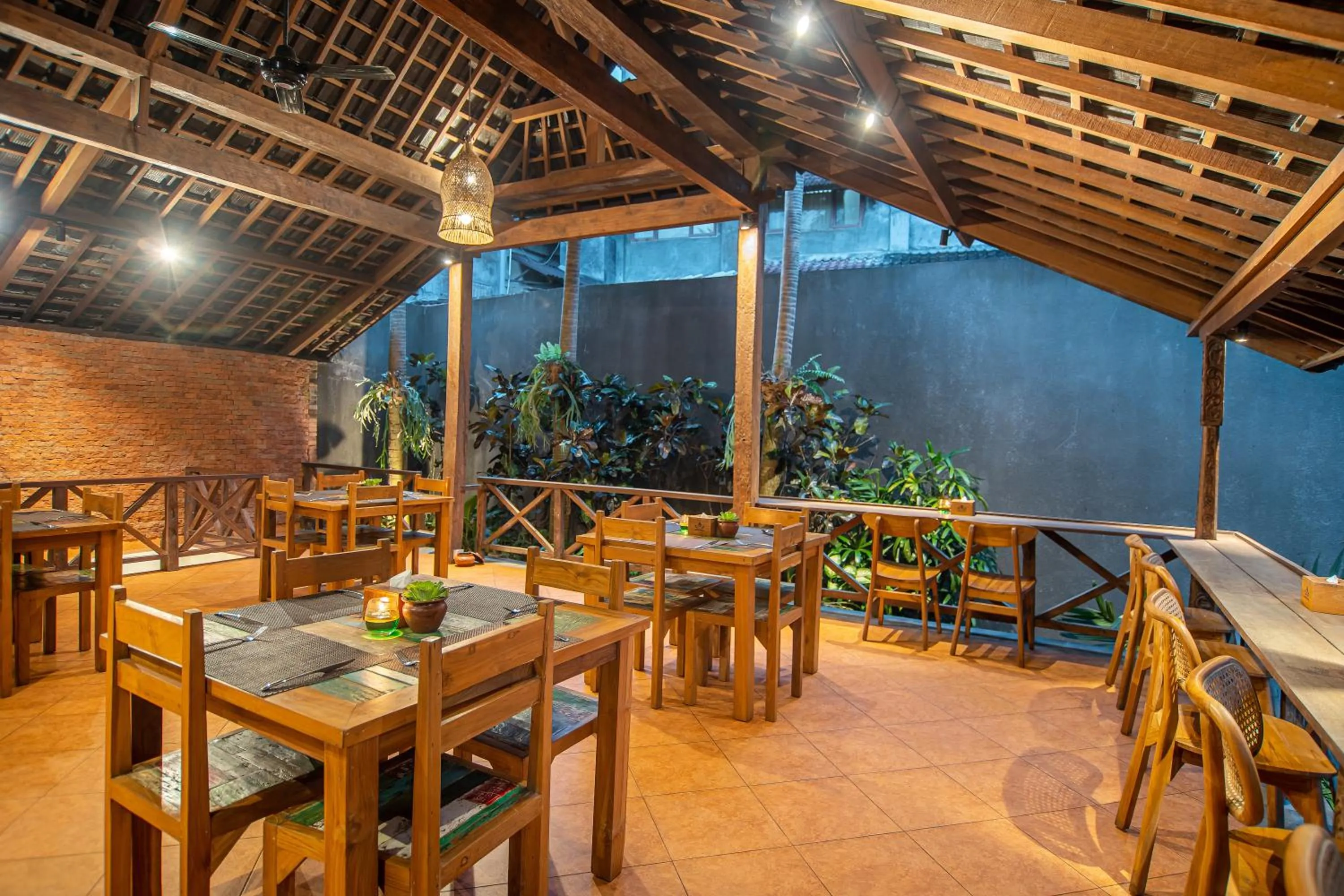 Restaurant/places to eat in Merak Village by Prasi