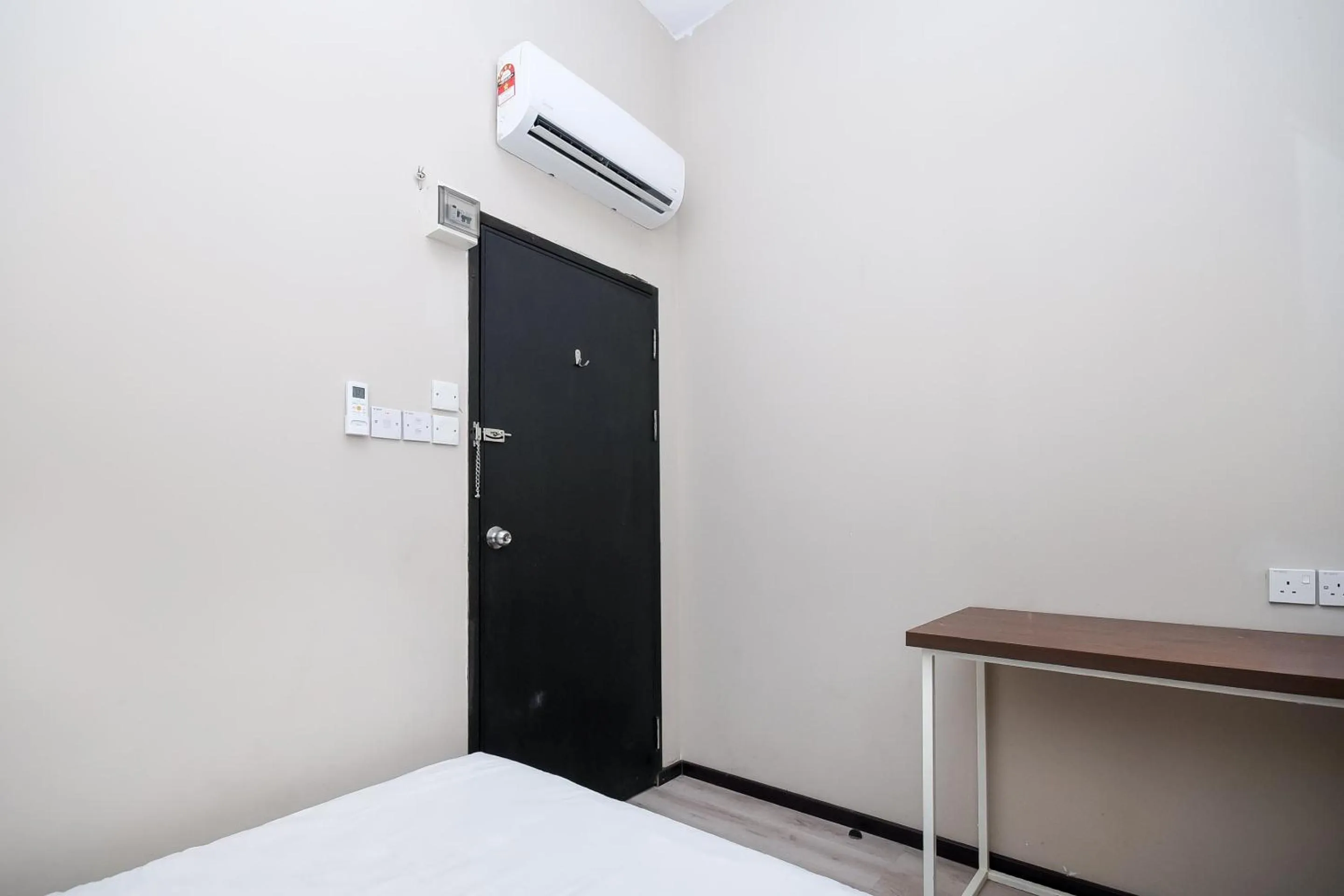 Bedroom, Bed in Hotel O Lm Residence