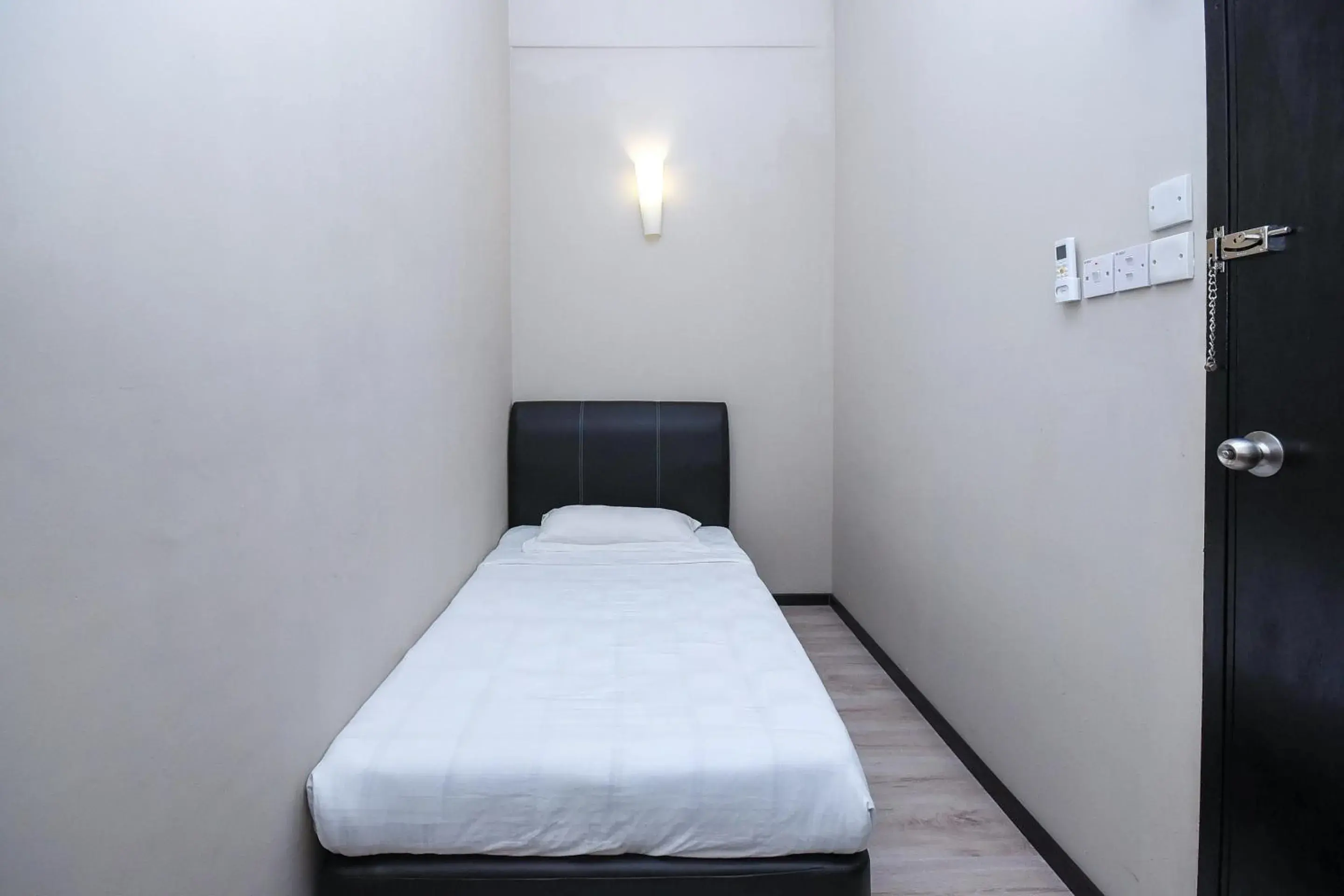 Standard Single Room - single occupancy in Hotel O Lm Residence Standard Single Room - single occupancy in Hotel O Lm Residence