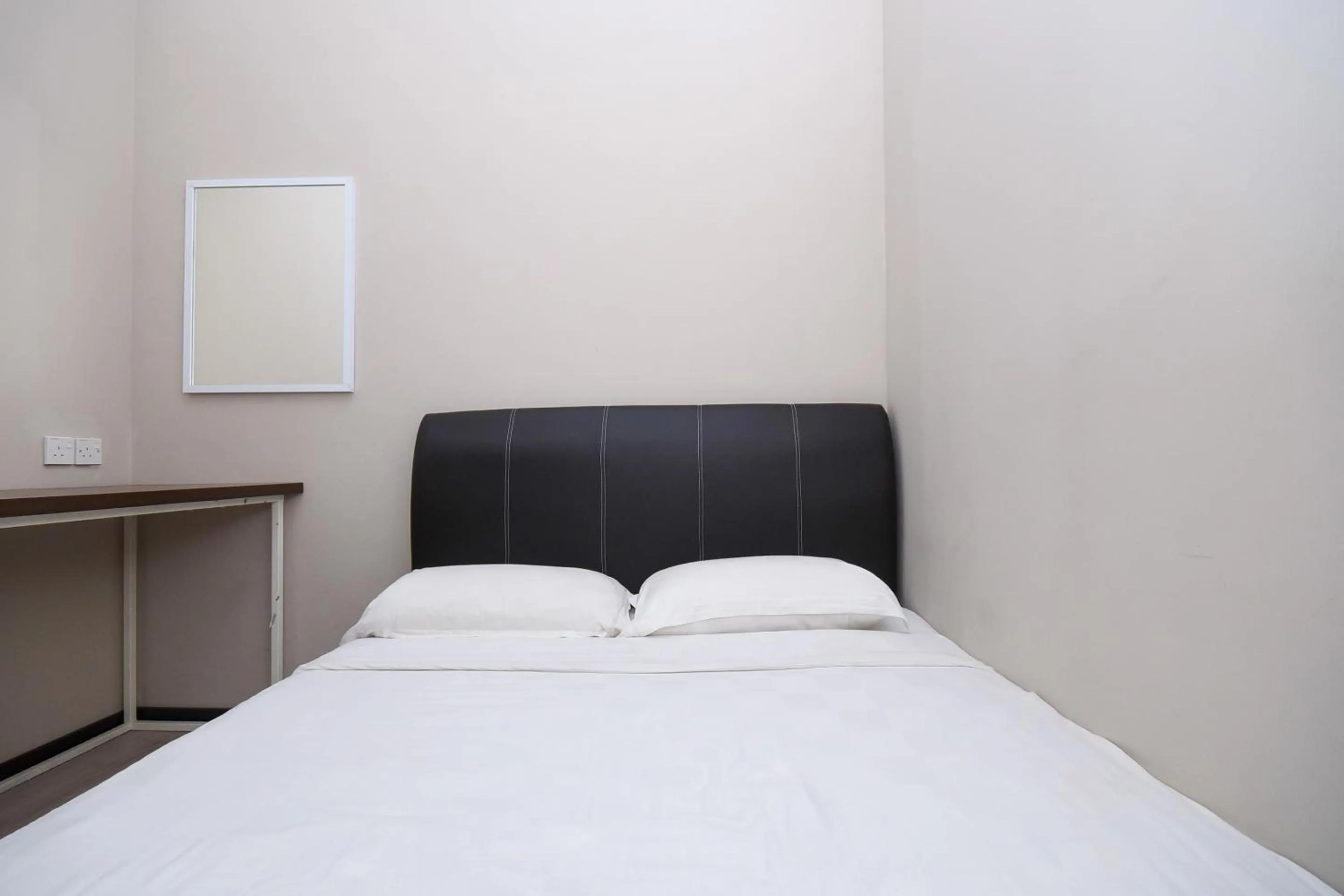 Bedroom, Bed in Hotel O Lm Residence