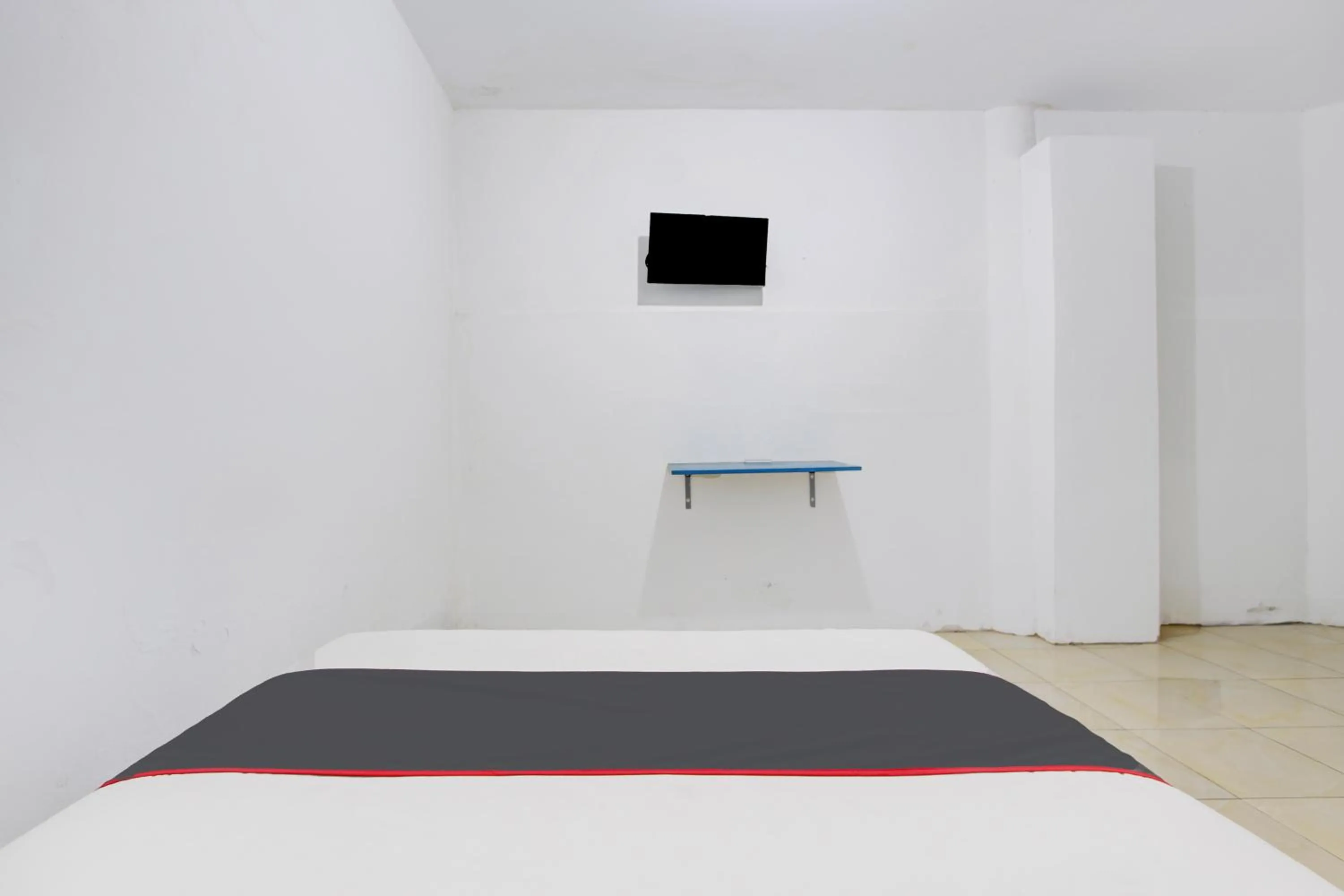 Photo of the whole room in OYO Life 2928 Rumah Ceria