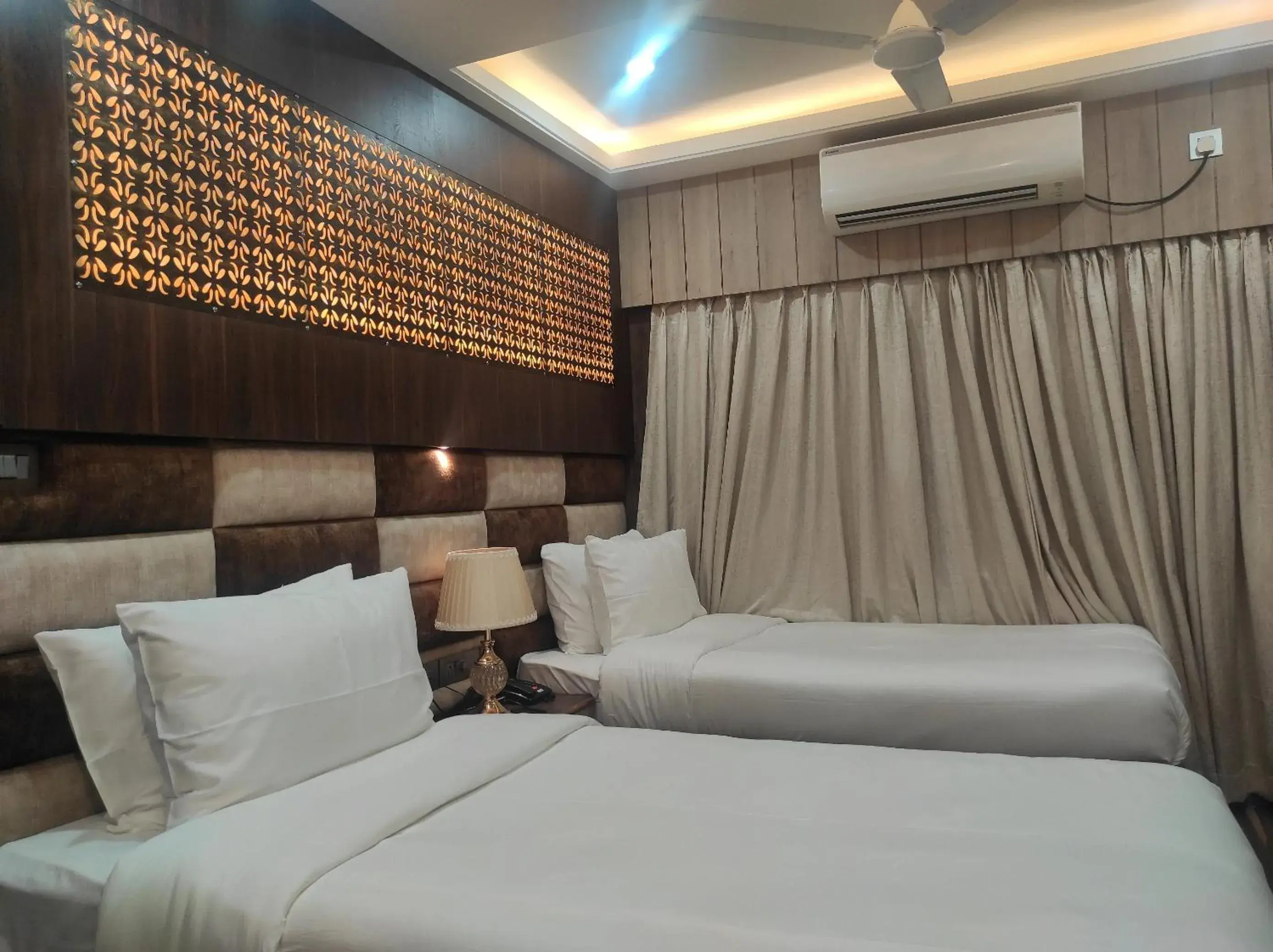 Standard Twin Room in Hotel Aavas Inn Standard Twin Room in Hotel Aavas Inn