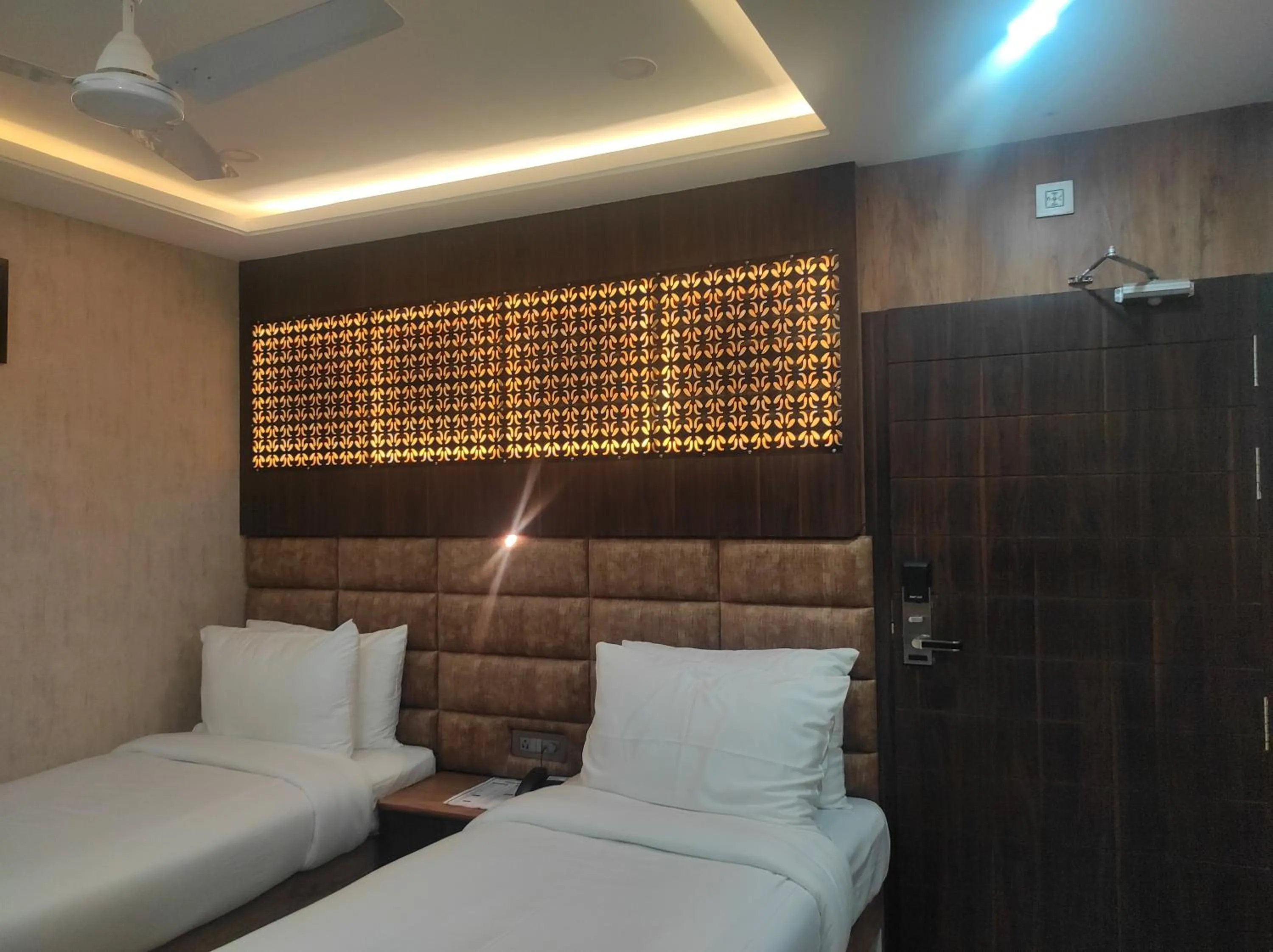 Photo of the whole room, Bed in Hotel Aavas Inn