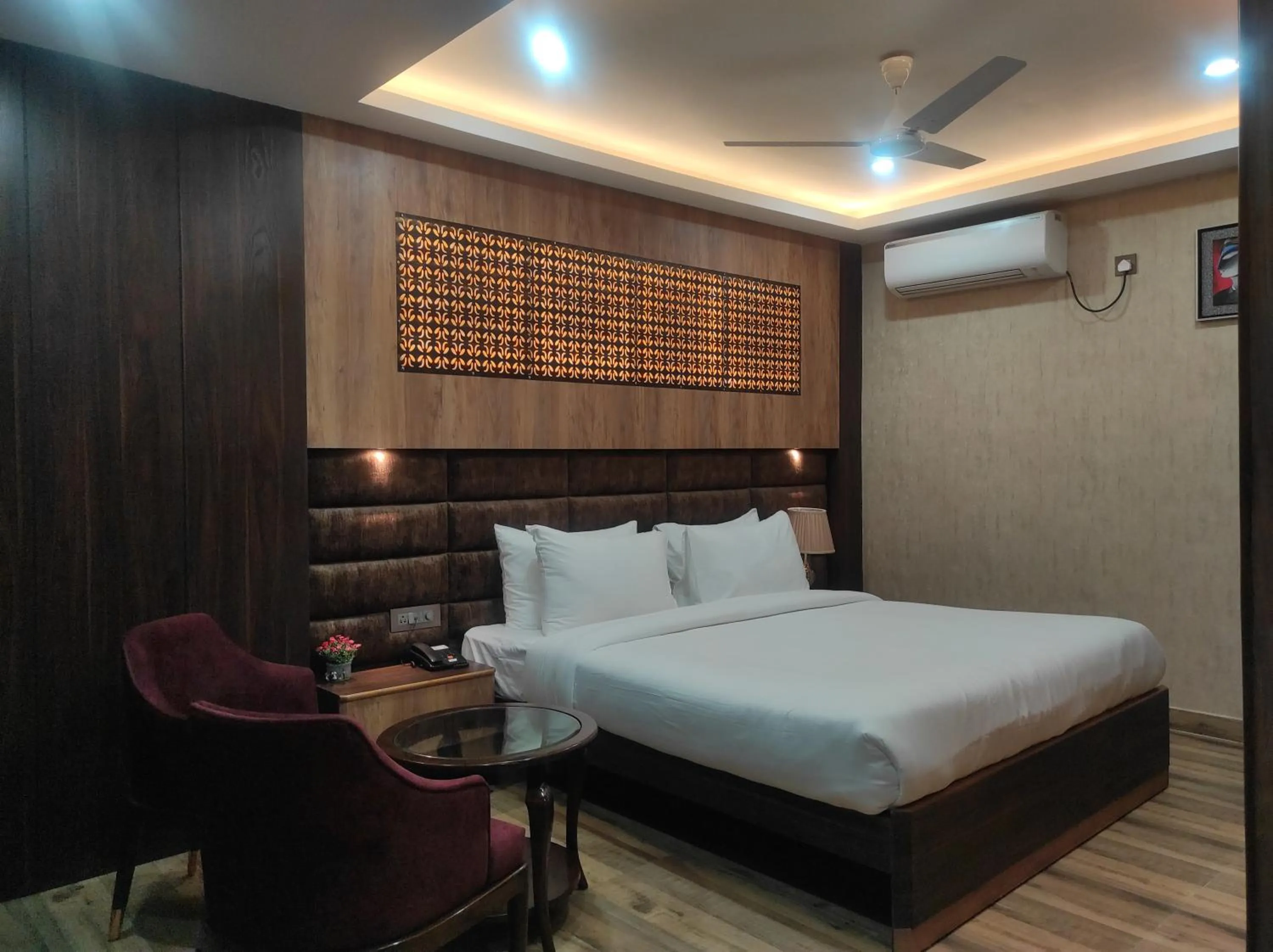 Bed in Hotel Aavas Inn