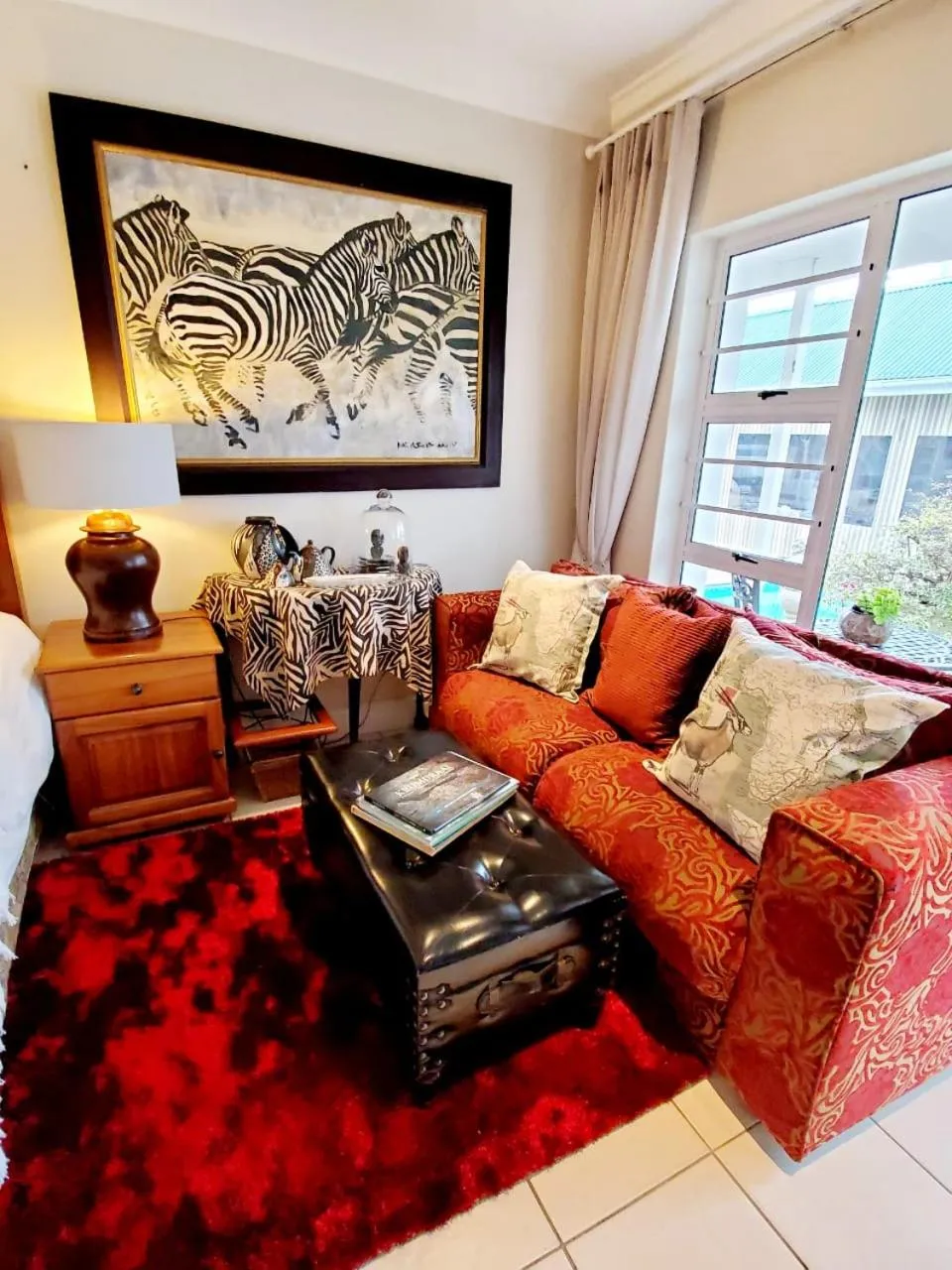 Gordon's Beach Lodge