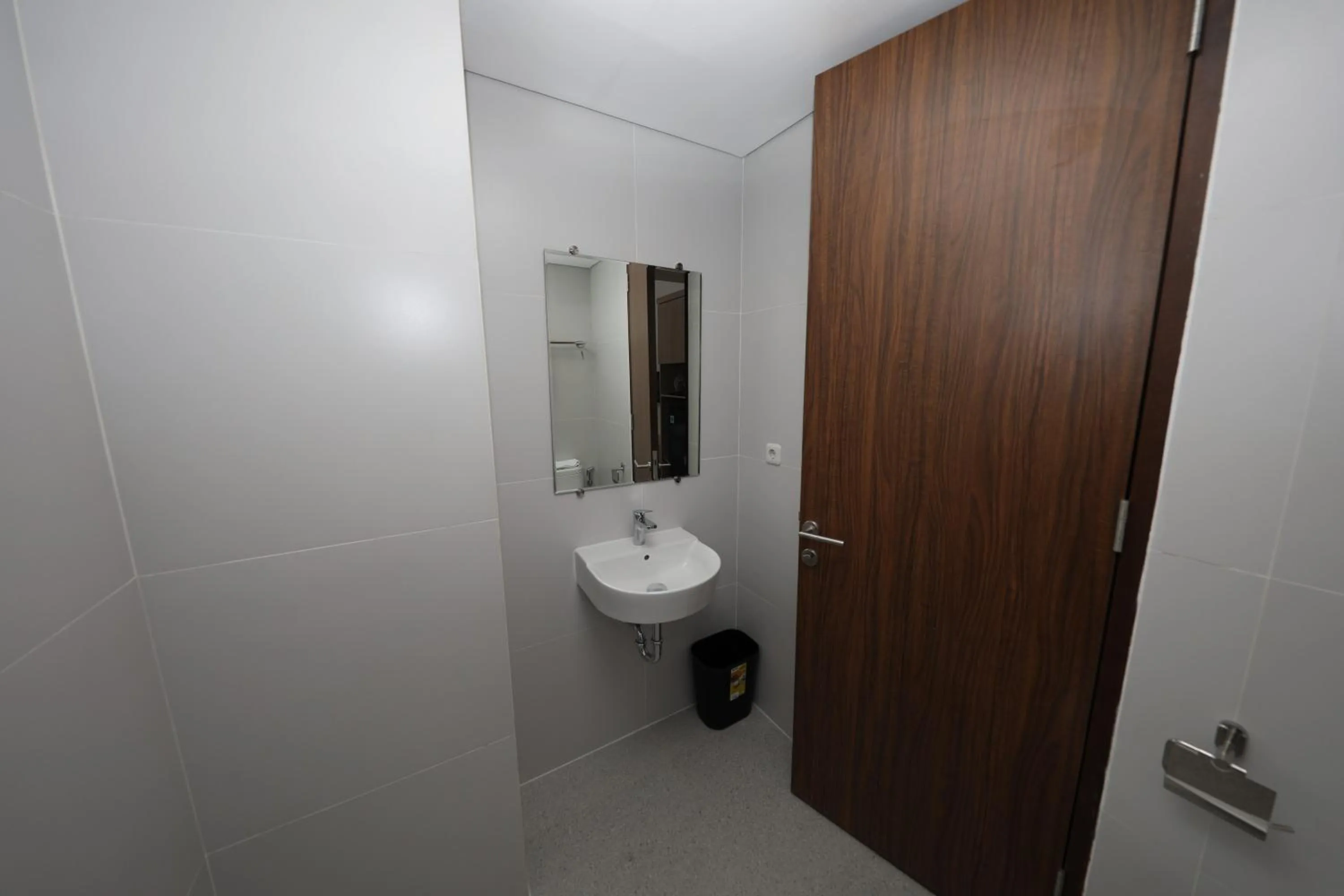 Bathroom in Mendjangan Mansion