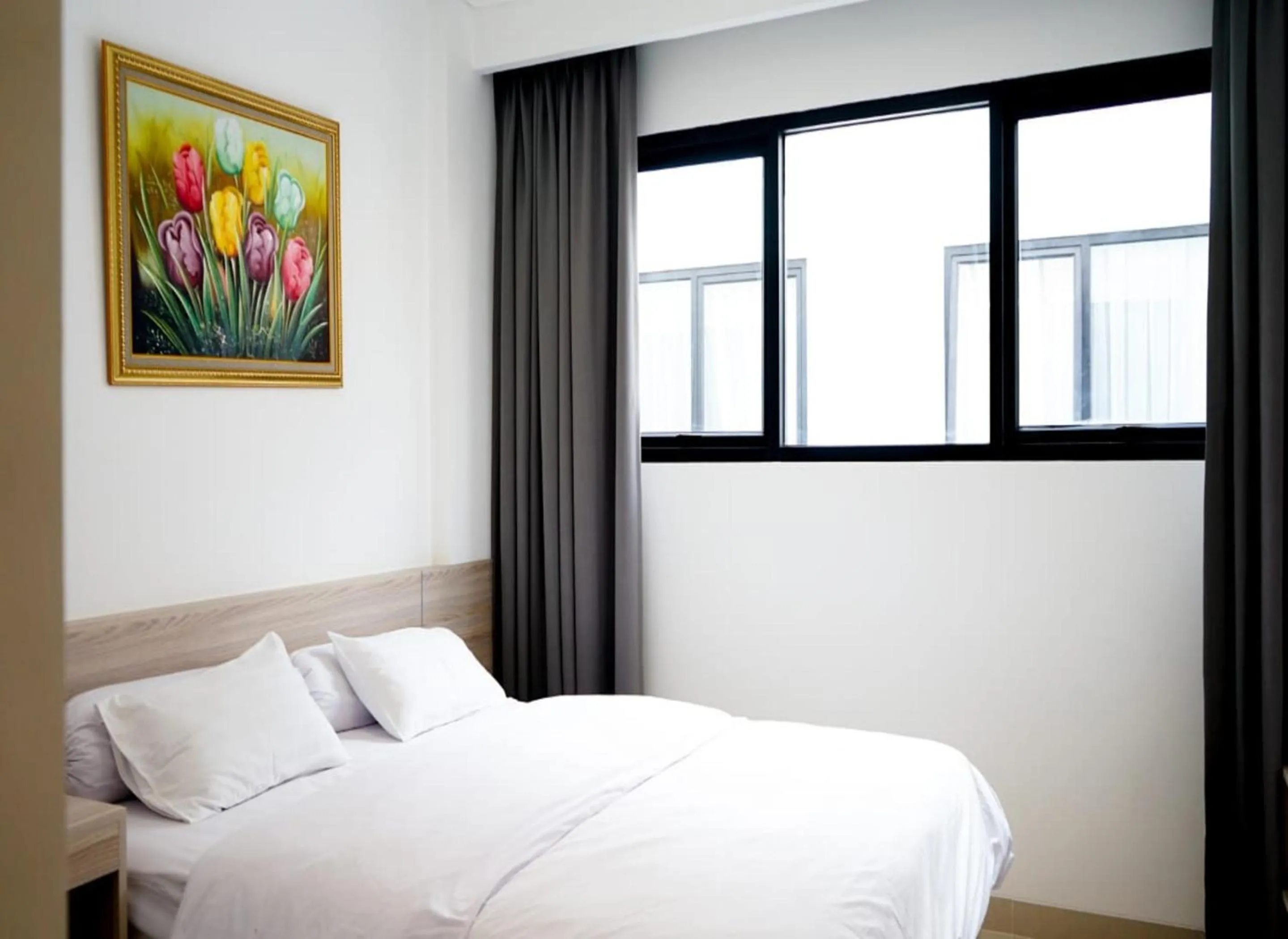 Bedroom, Bed in Mendjangan Mansion