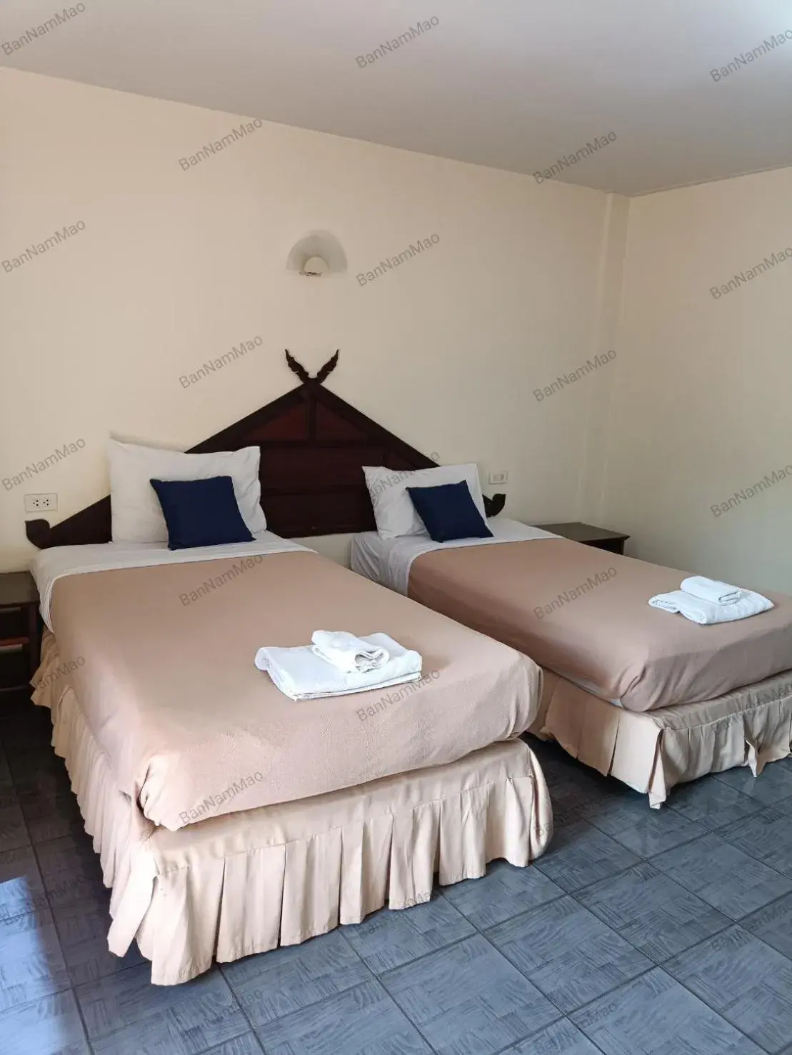 Twin Room with Pool View in Ban Nam Mao Resort Twin Room with Pool View in Ban Nam Mao Resort