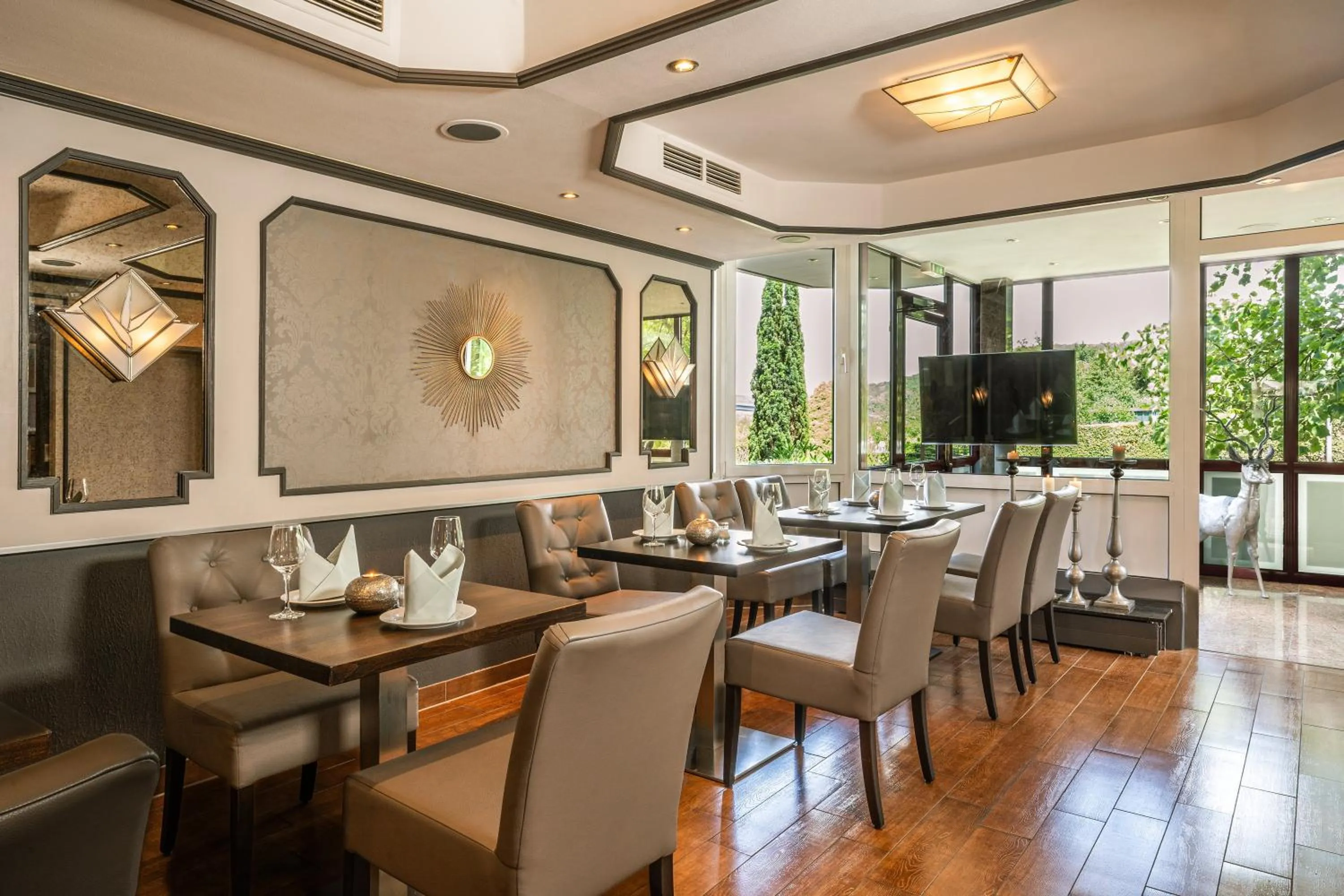 Restaurant/places to eat in Best Western Victor's Residenz-Hotel Rodenhof