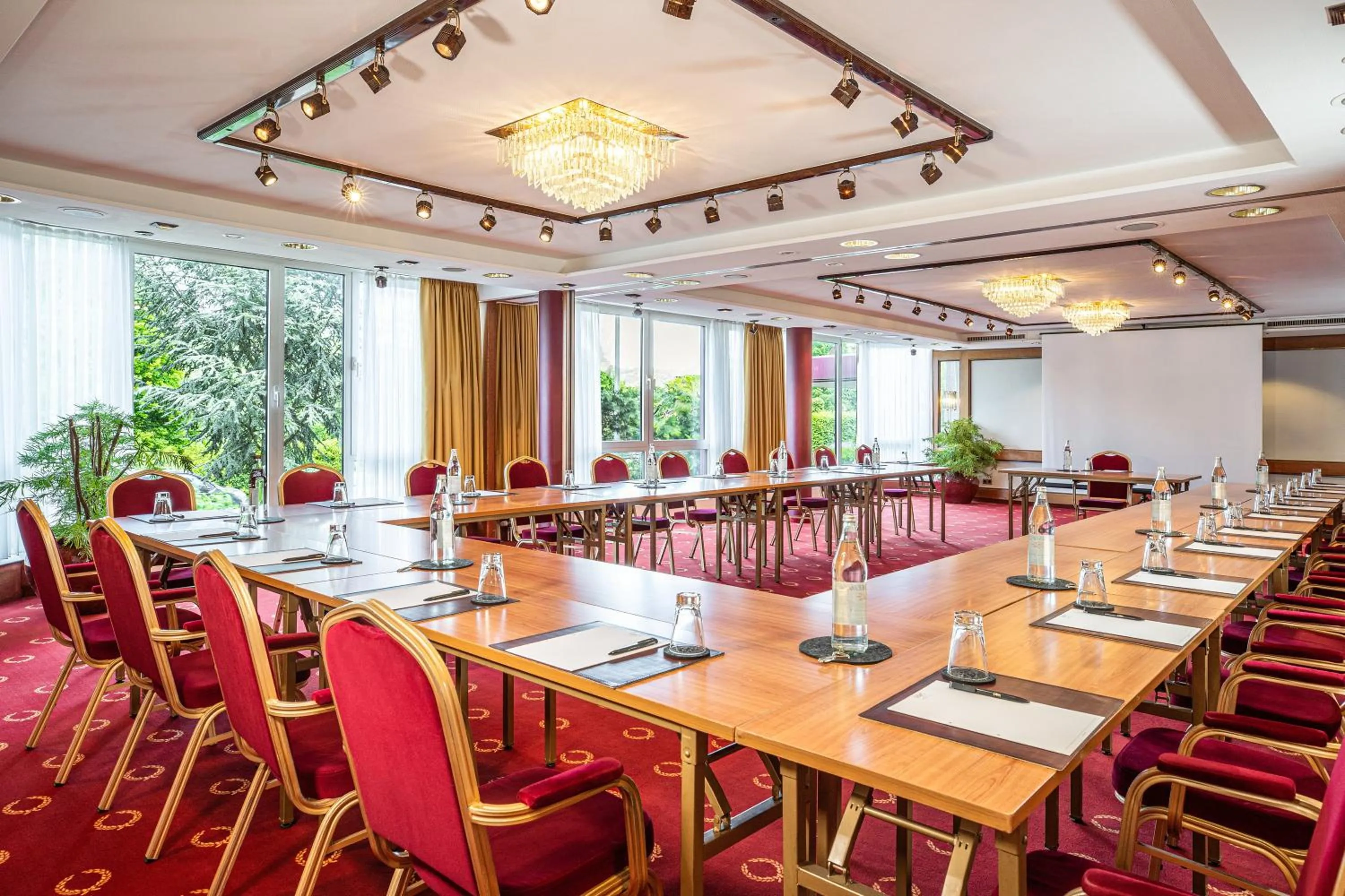 Meeting/conference room in Best Western Victor's Residenz-Hotel Rodenhof