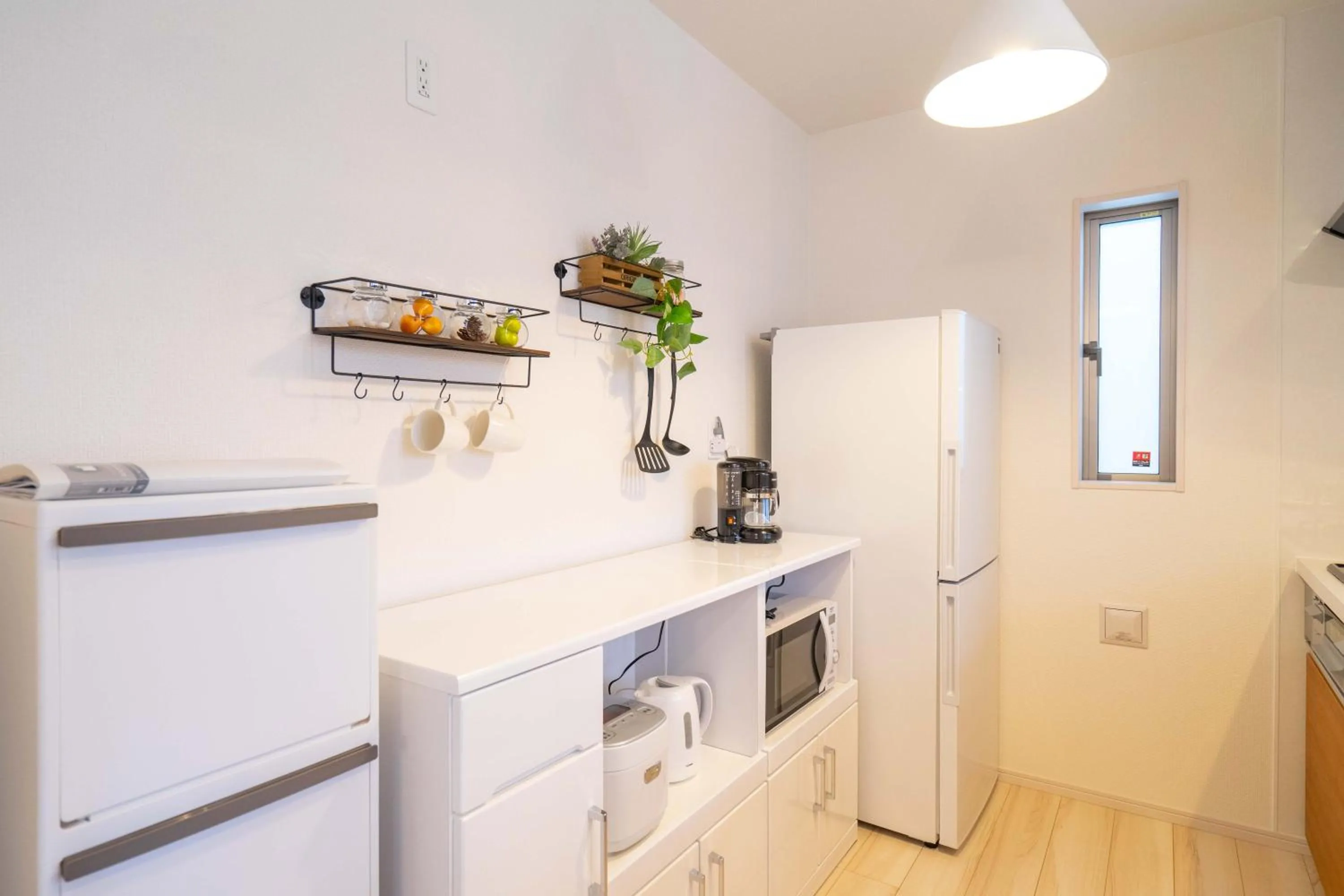 Kitchen or kitchenette in OKINAWA BEACH HOUSE Golden Drop S