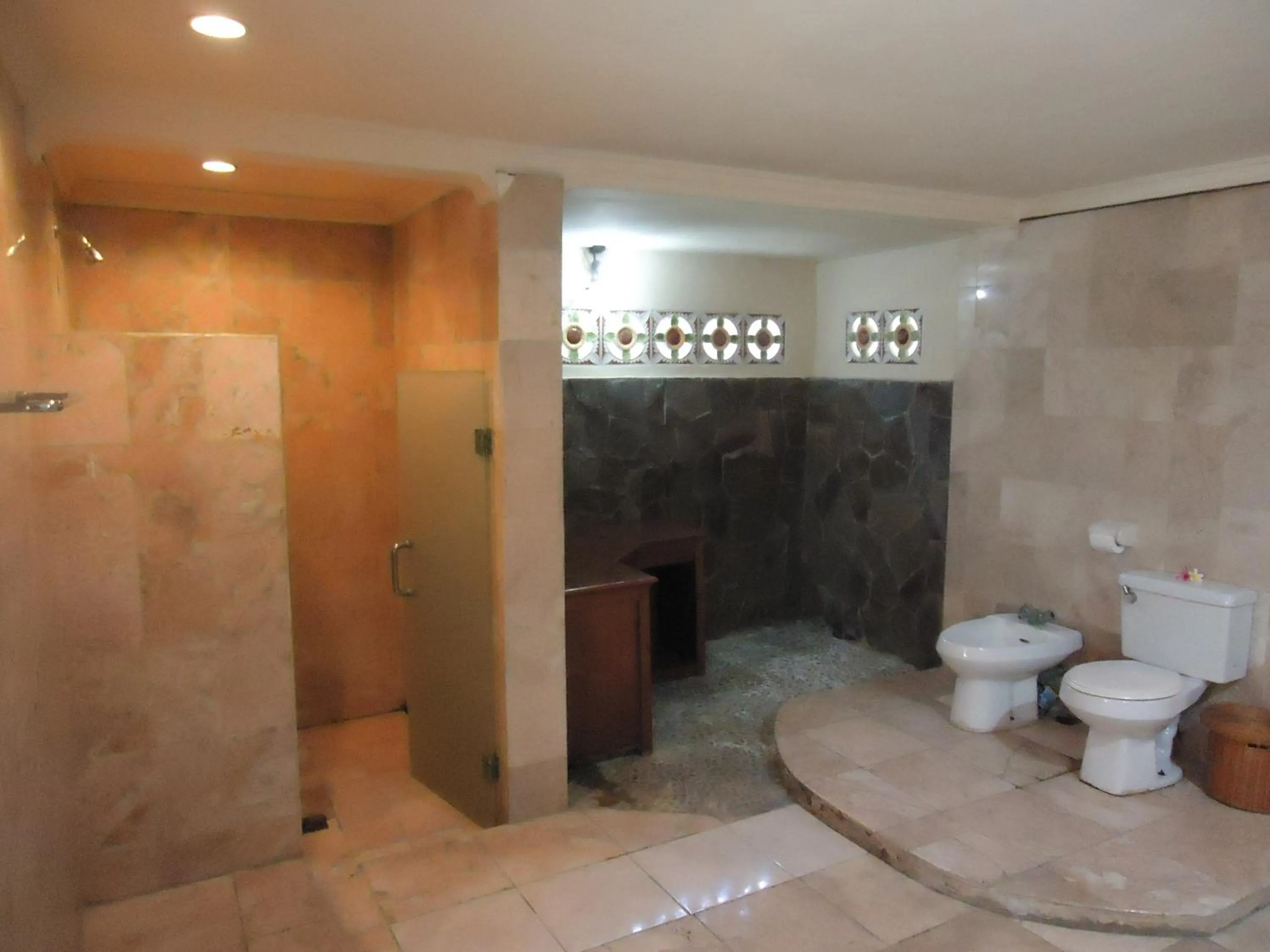 Bathroom in Ananda Resort Seminyak