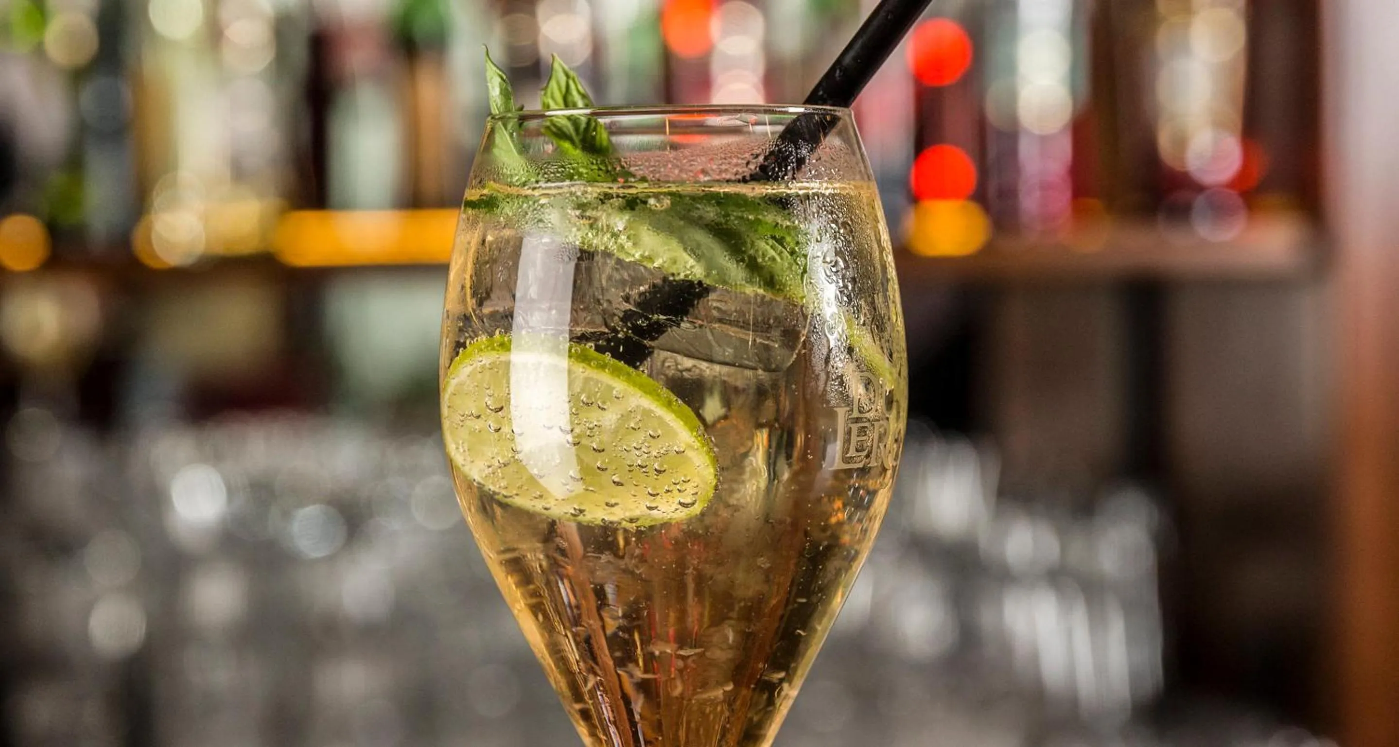 Lounge or bar in Victor's Residenz-Hotel Saarlouis