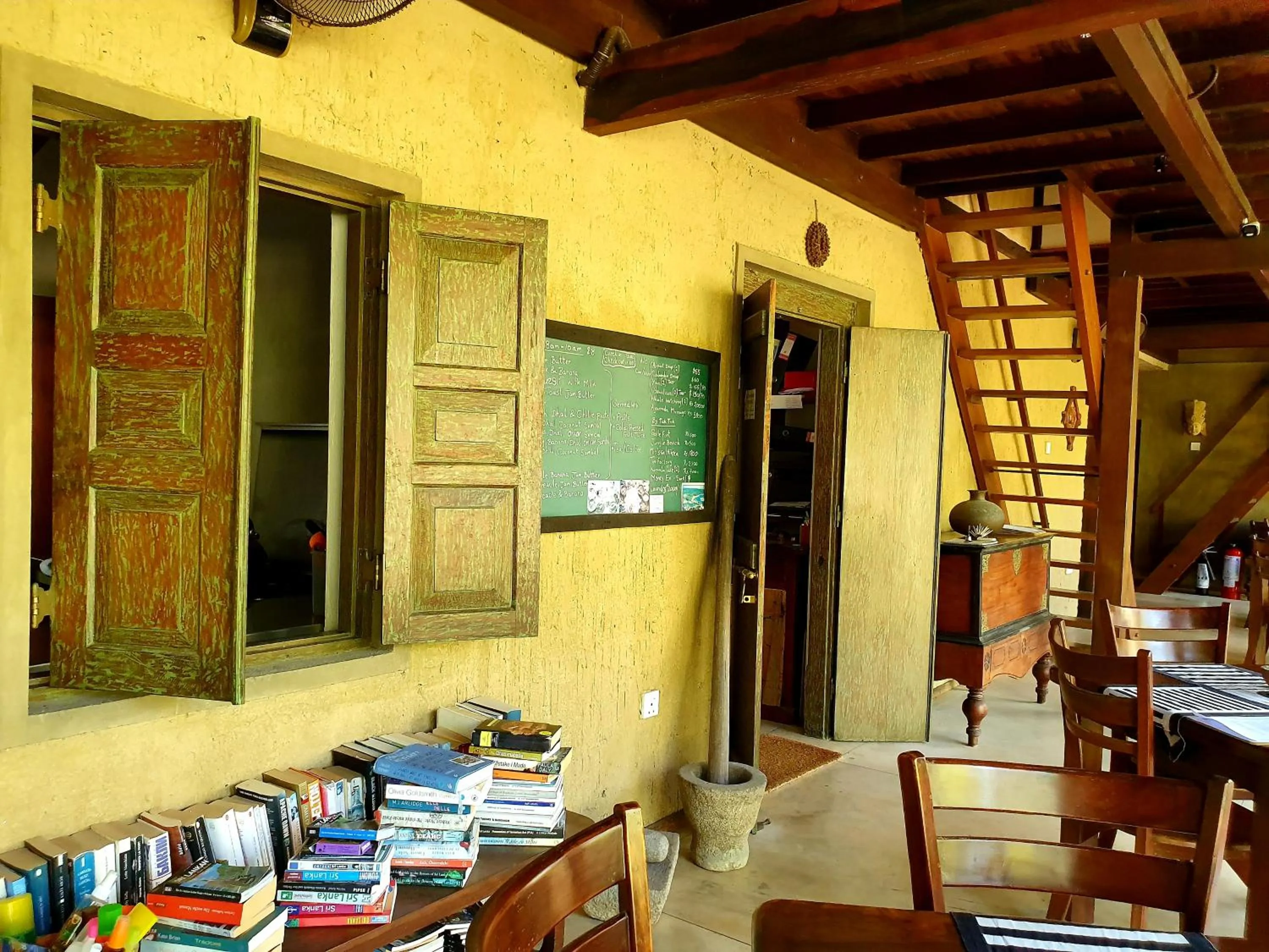 Restaurant/places to eat in Dunes Unawatuna Hotel