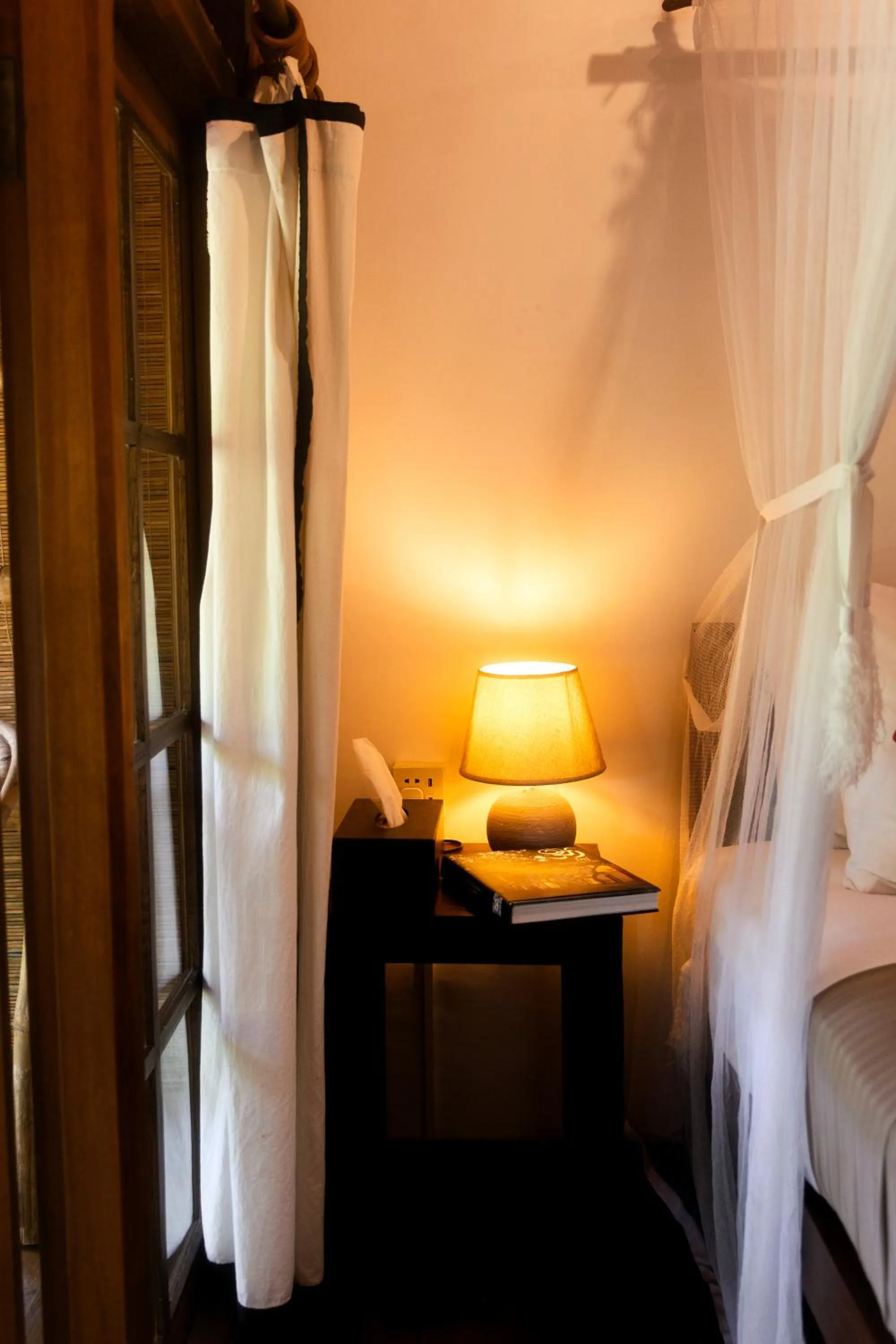 Bed in Dunes Unawatuna Hotel