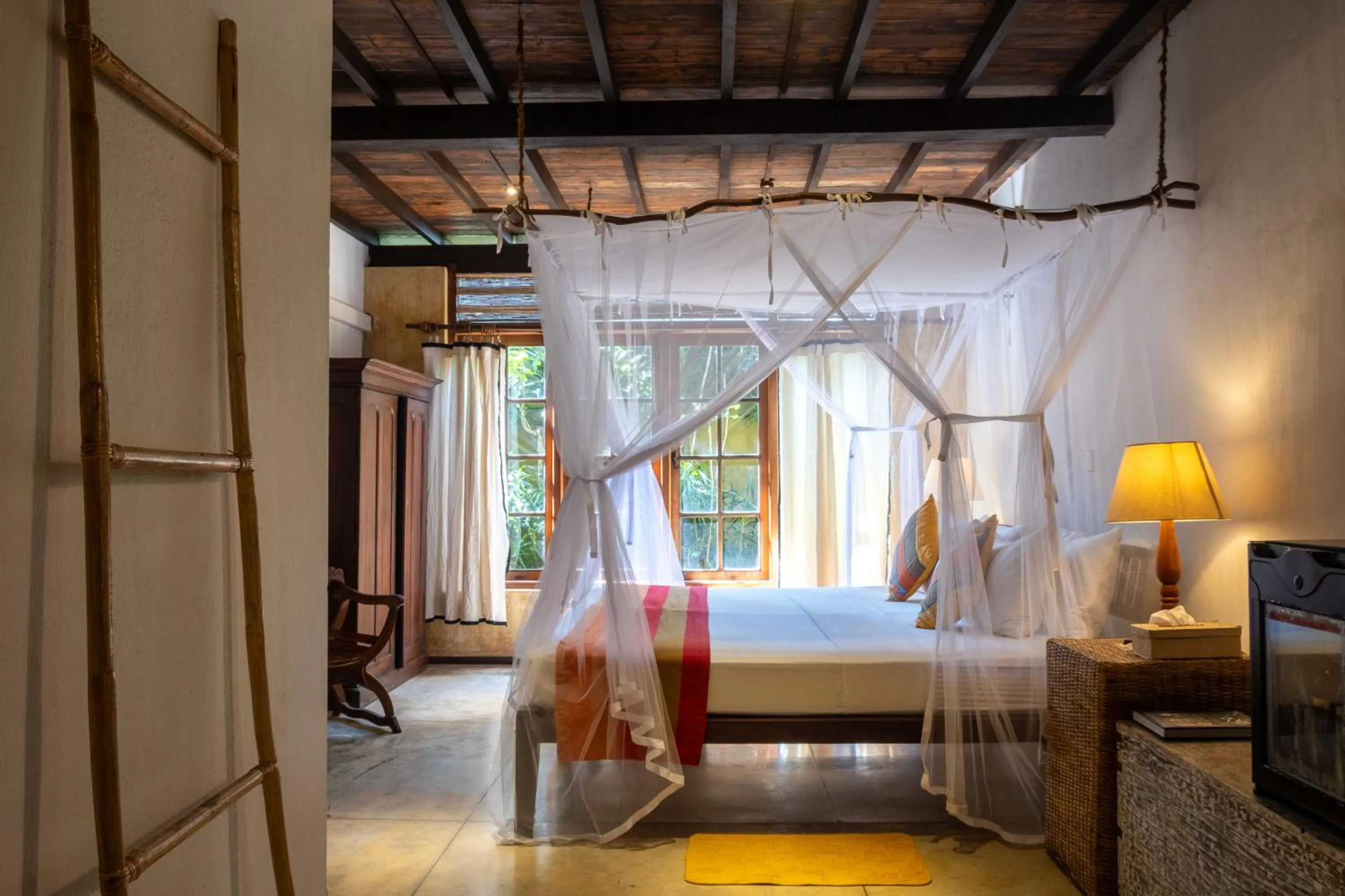 Bed in Dunes Unawatuna Hotel