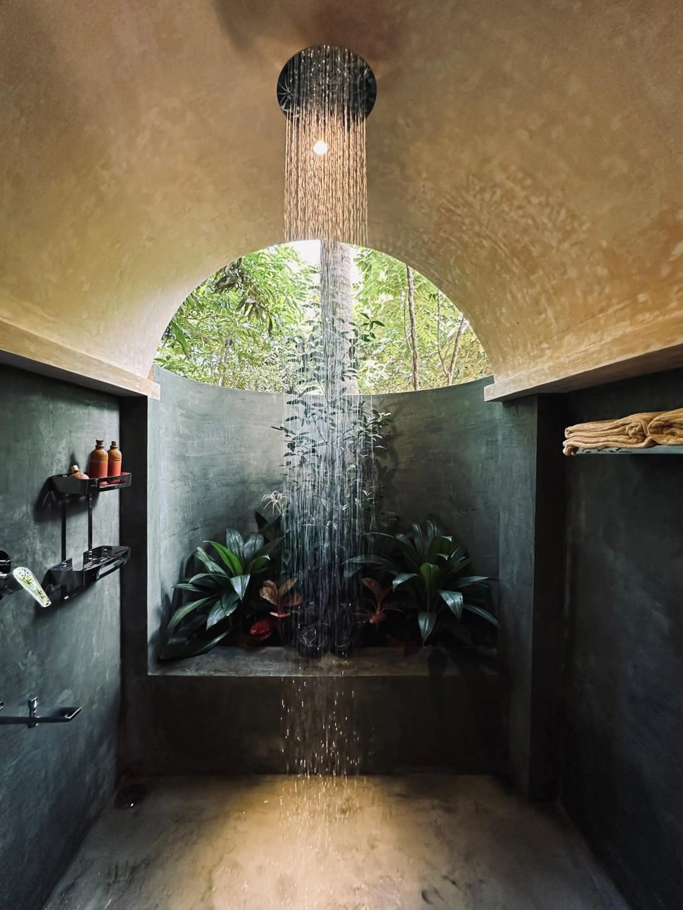 Dunes Unawatuna Hotel