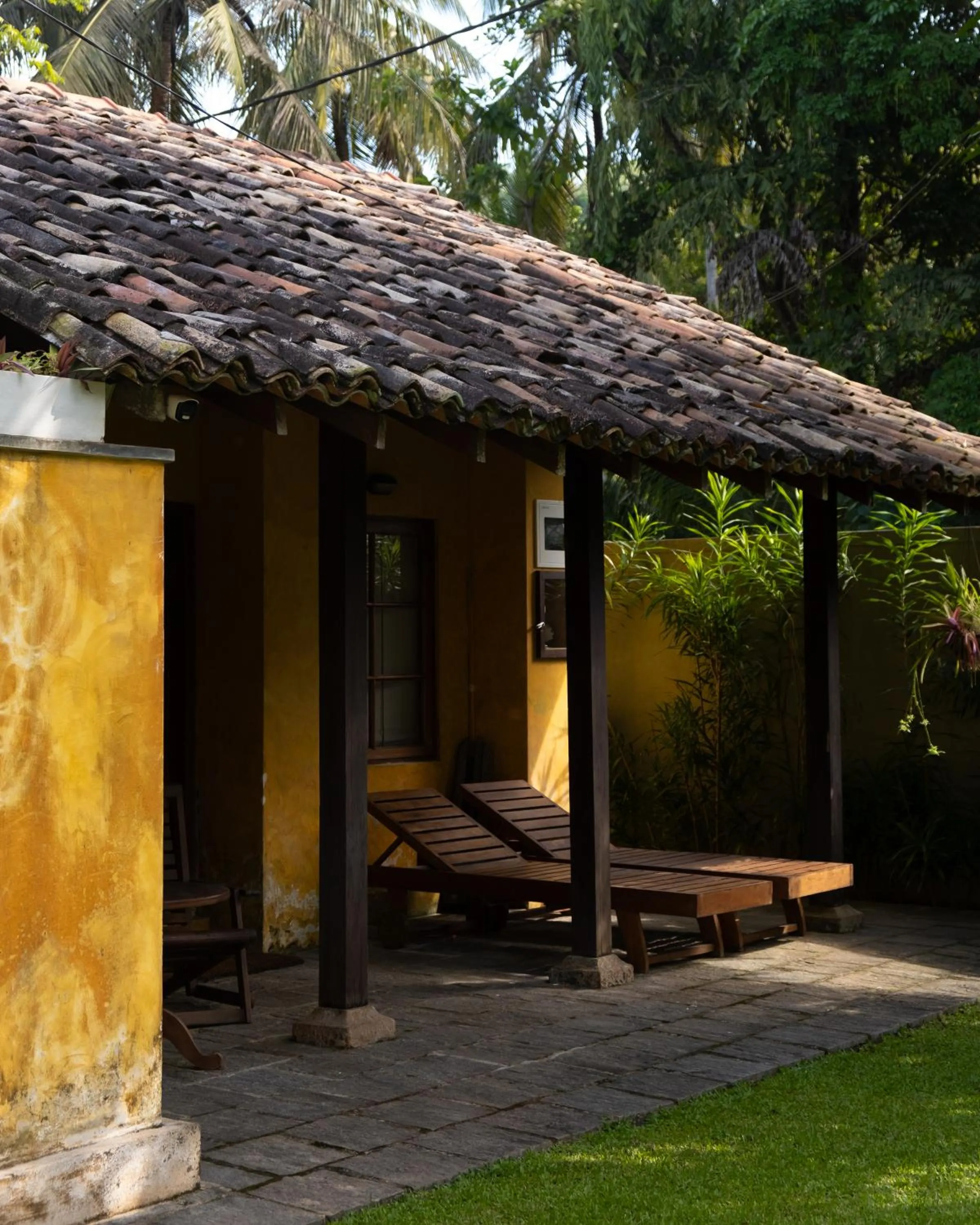 Dunes Unawatuna Hotel