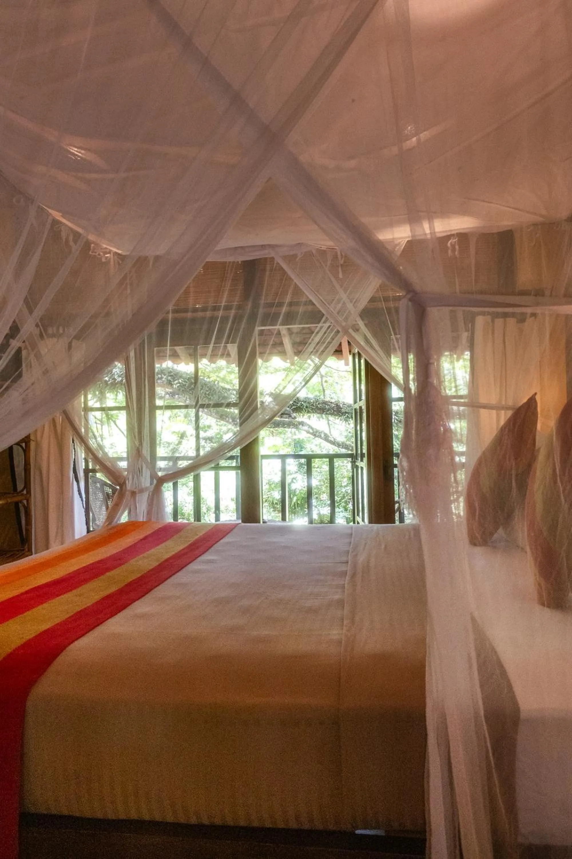 Bed in Dunes Unawatuna Hotel