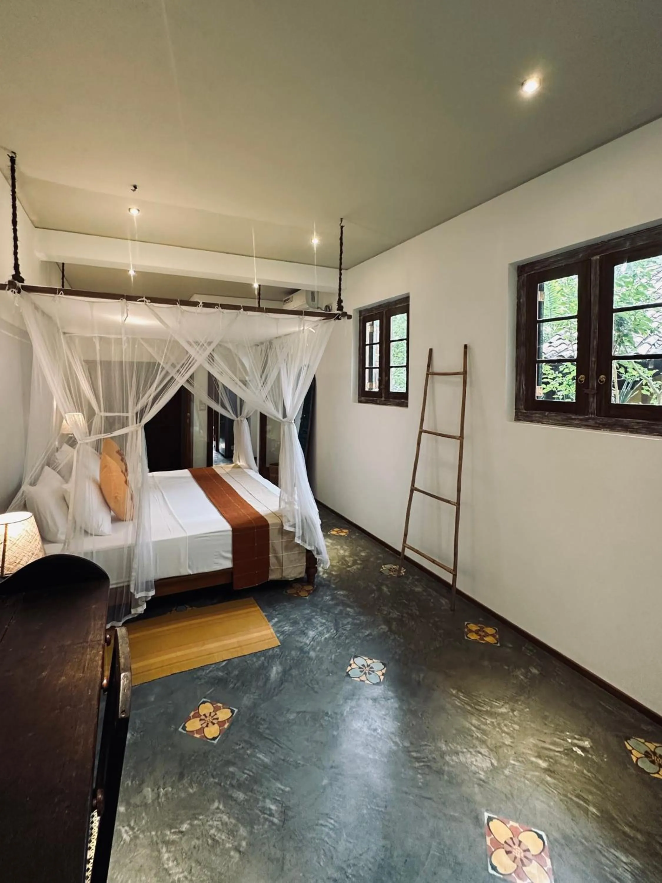 Bed in Dunes Unawatuna Hotel