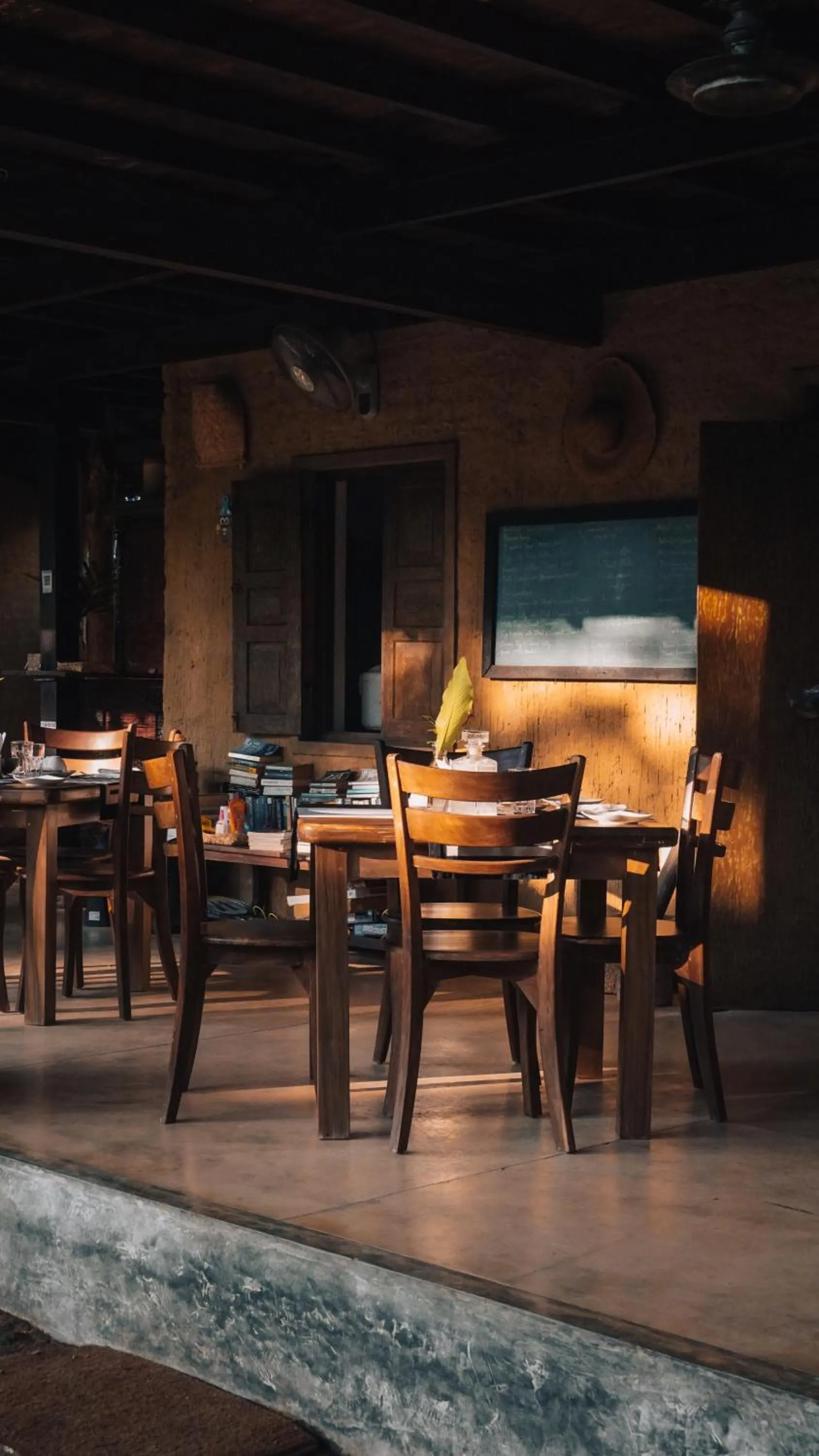 Dining area in Dunes Unawatuna Hotel