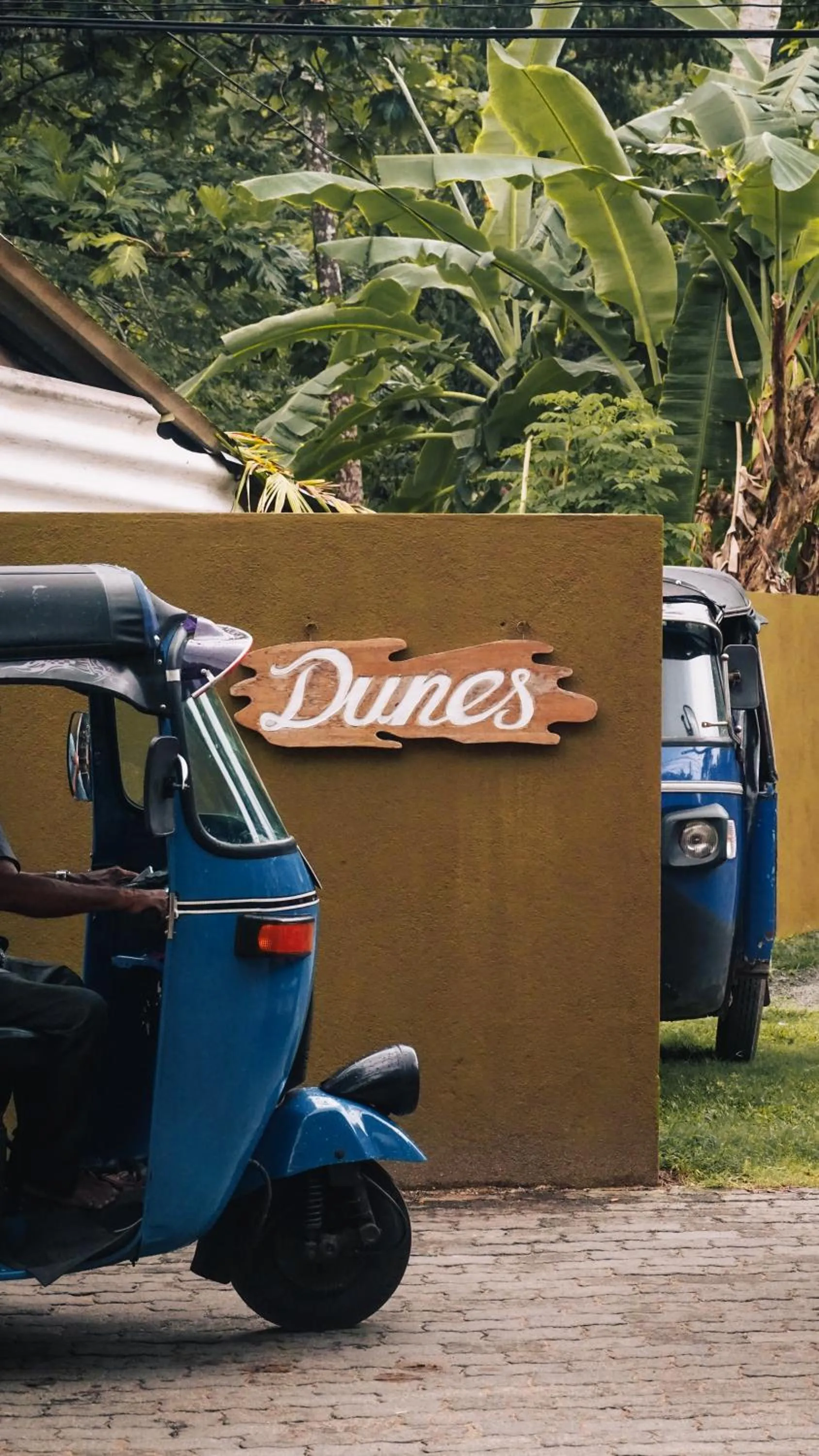 Dunes Unawatuna Hotel