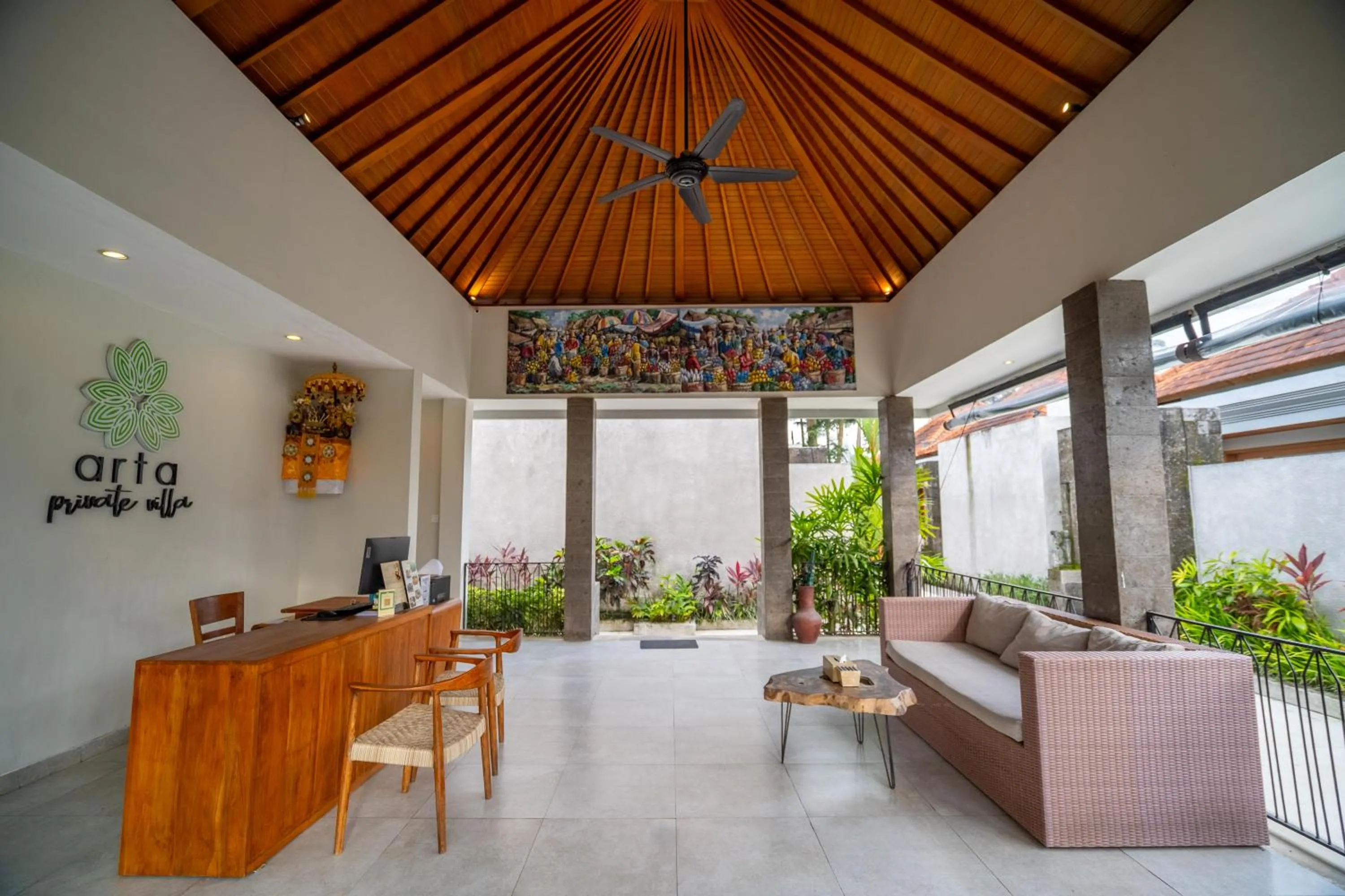 Lobby or reception in Arta Private Villa