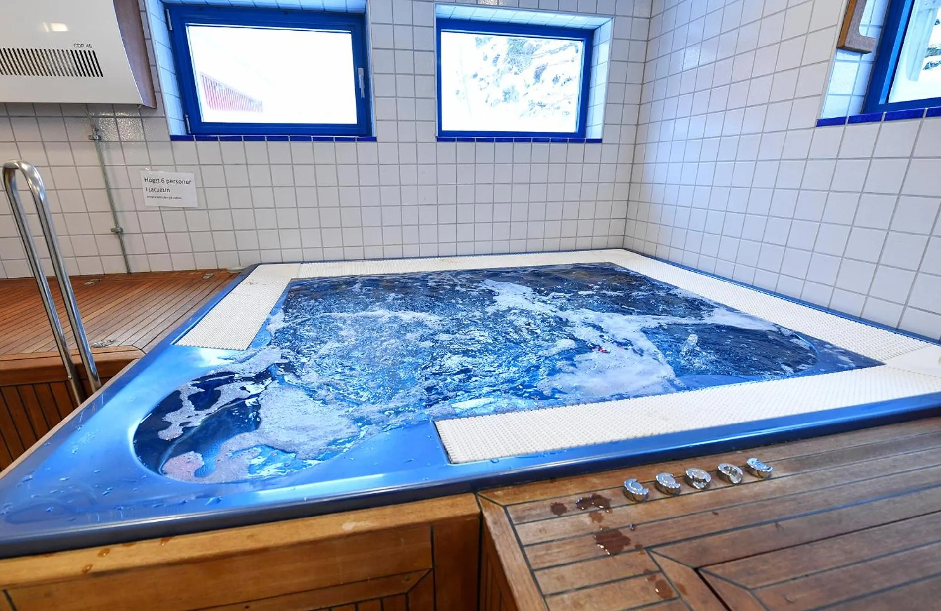 Hot Tub in Lägenhetshotell Varvet