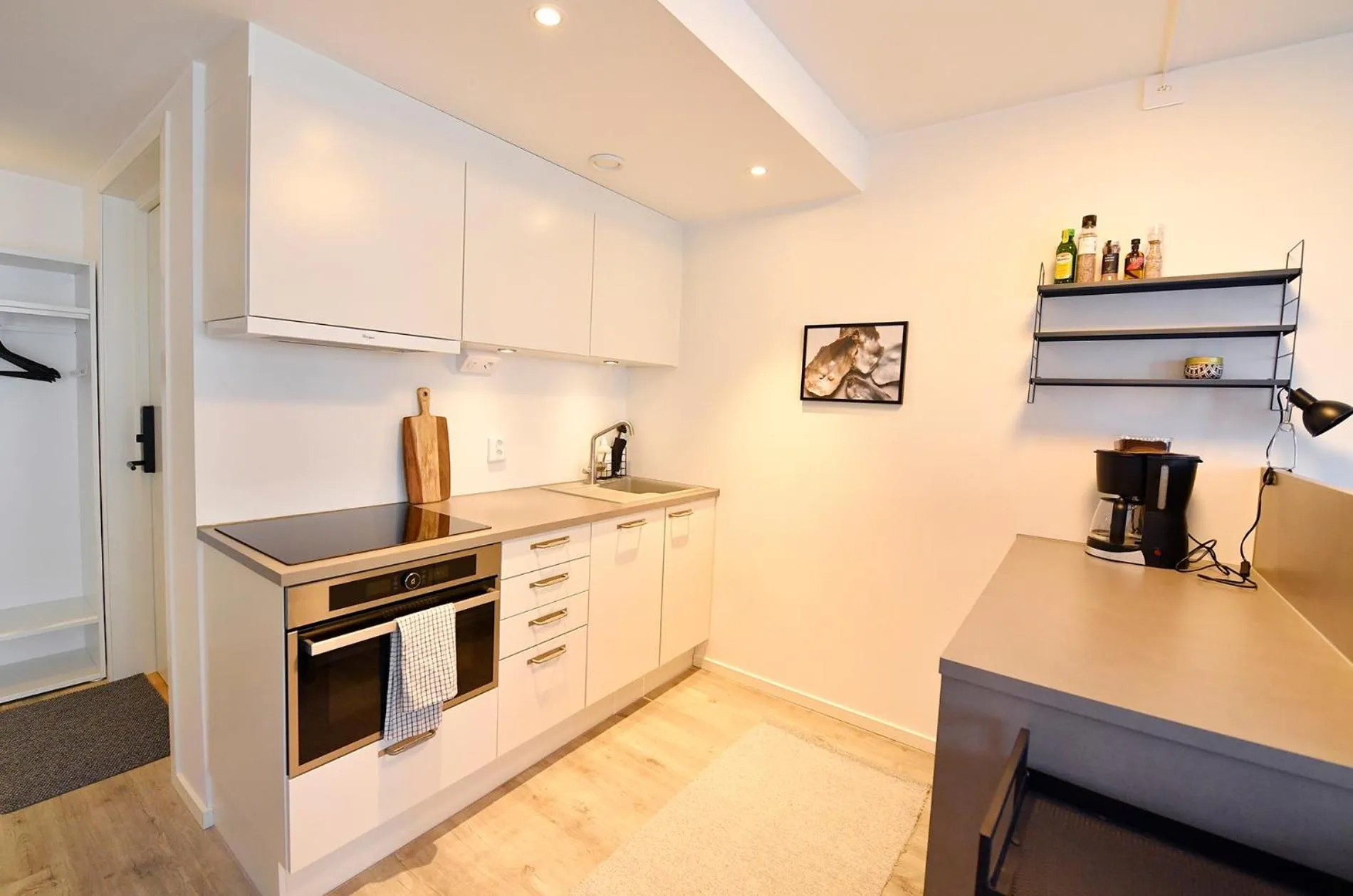 Kitchen or kitchenette in Lägenhetshotell Varvet