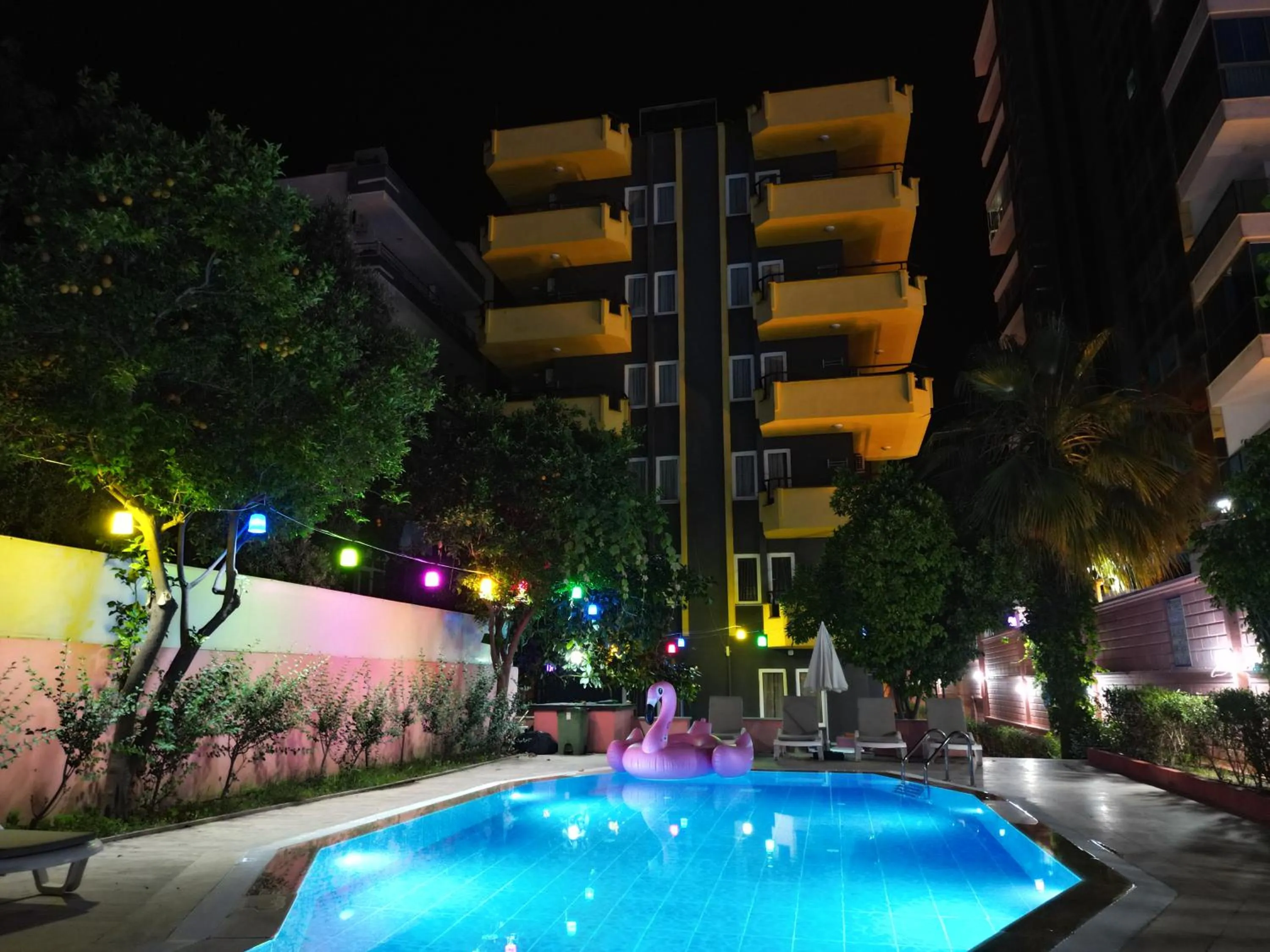 Swimming pool in Gold Twins Boutique Hotel