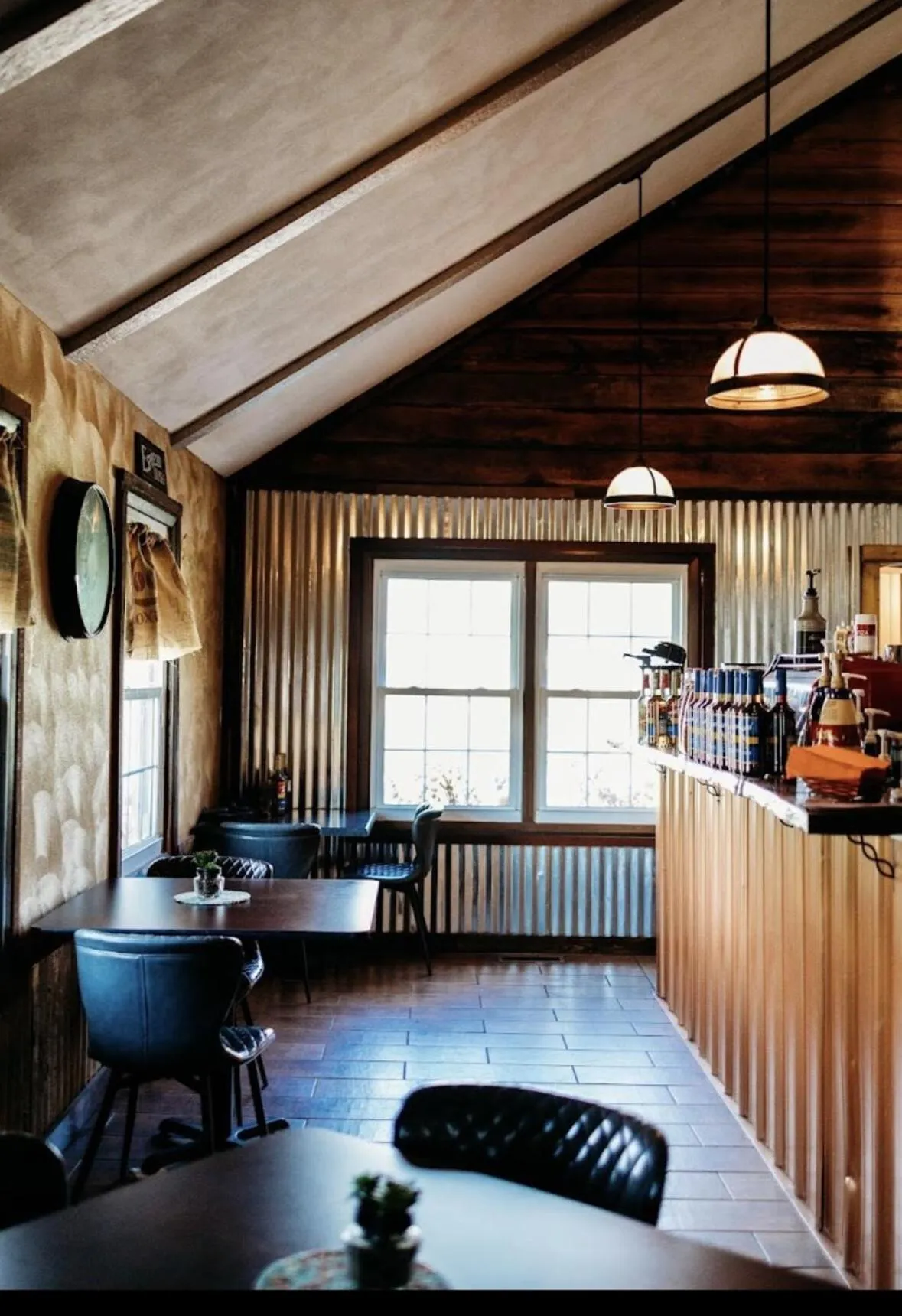 Dining area in Big Horse Inn and Suites